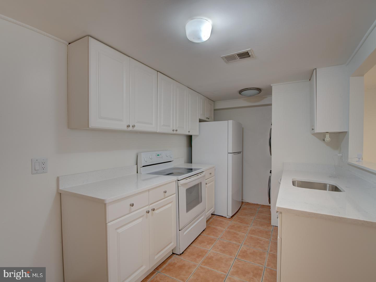 U STREET CORRIDOR - Residential Lease