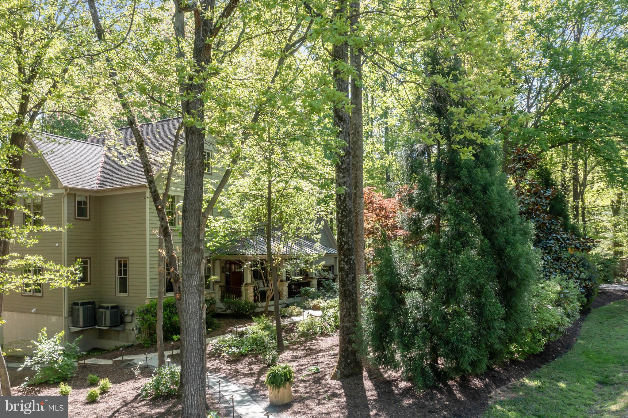 WILLOWMEADE - Residential