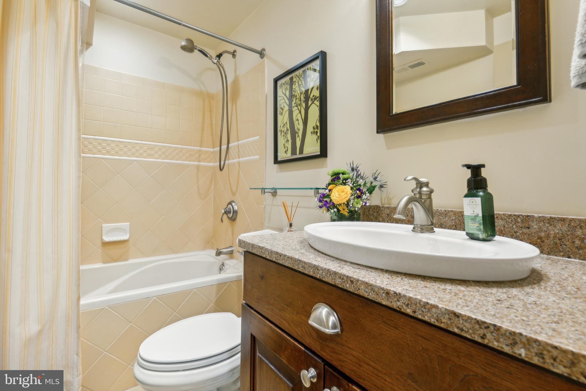 WILLOWMEADE - Residential