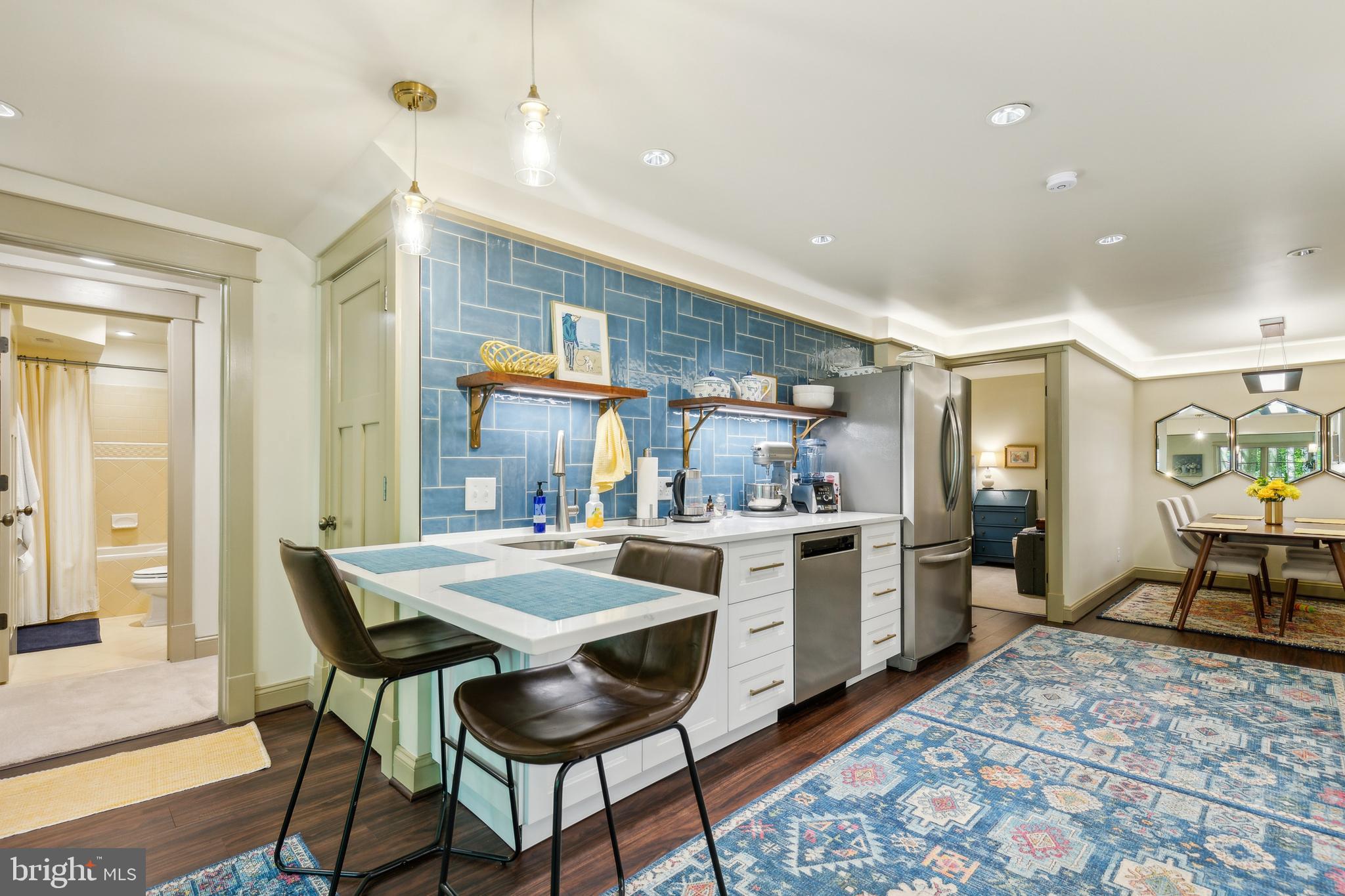 WILLOWMEADE - Residential