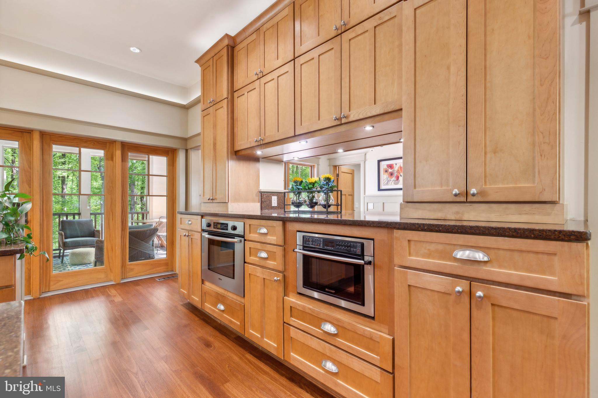 WILLOWMEADE - Residential