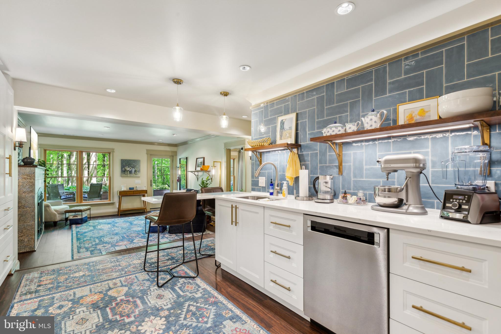 WILLOWMEADE - Residential