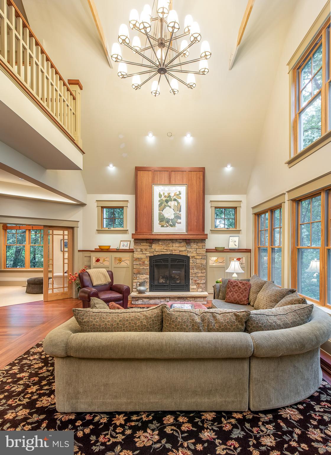 WILLOWMEADE - Residential