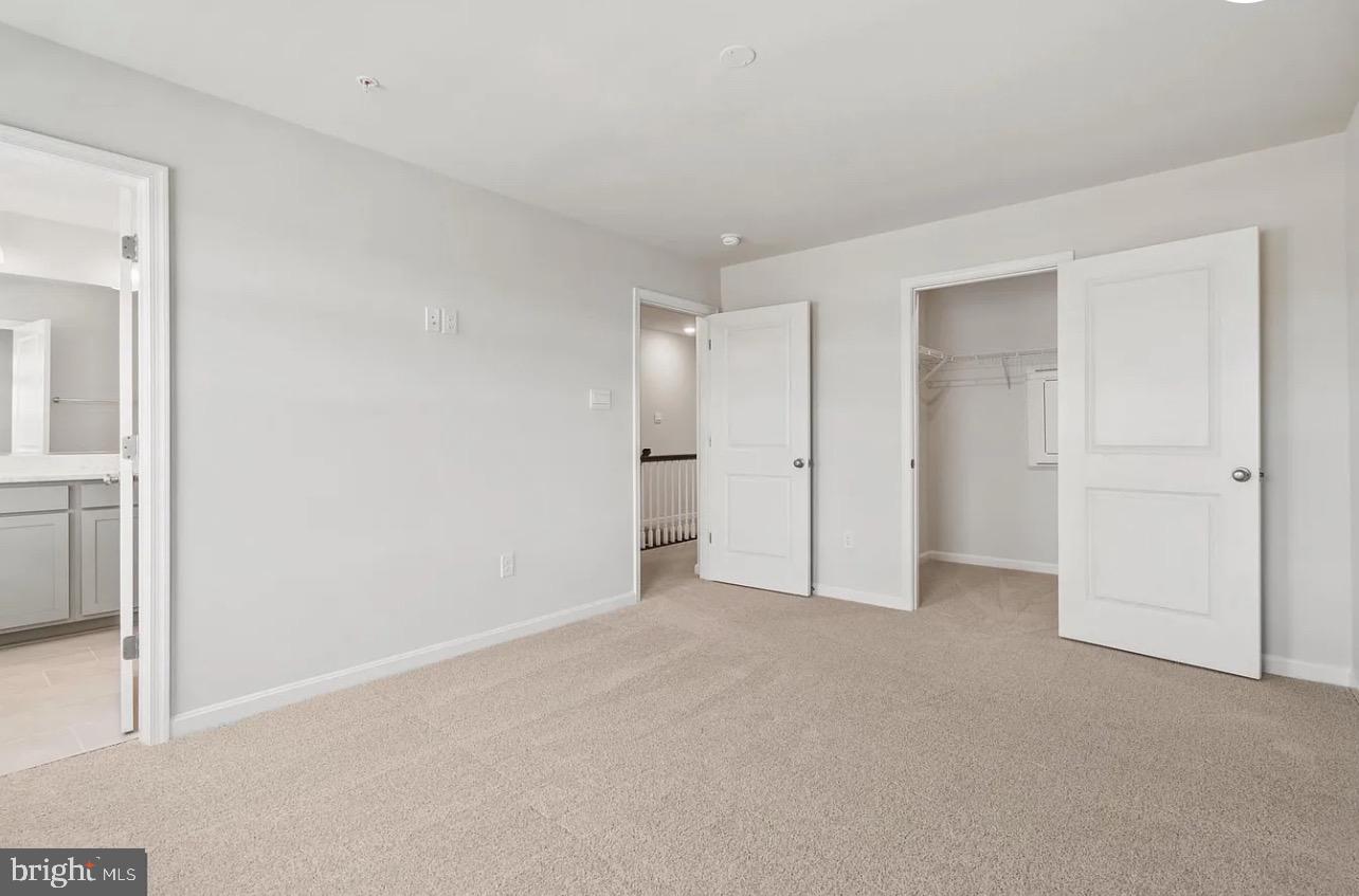 RENN QUARTER - Residential Lease