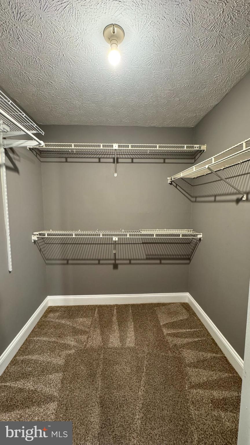 GREEN HOLLY WOODS PLAT O - Residential Lease