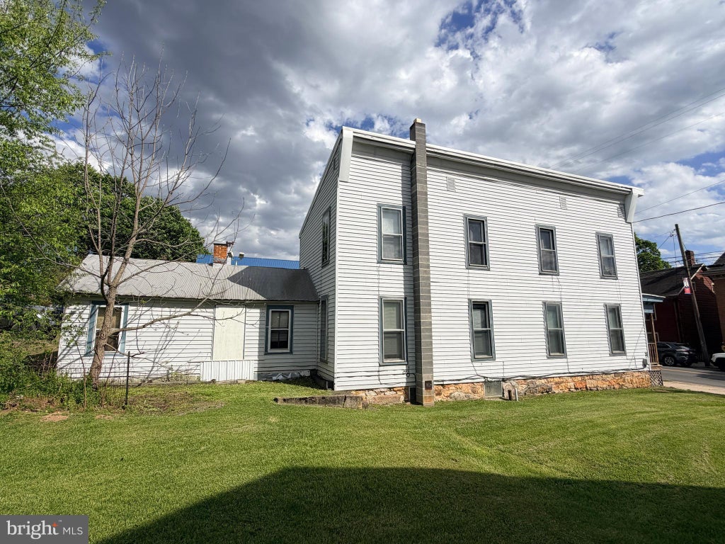 Photo of 124 Lincoln Way West, MCCONNELLSBURG, PA 17233 (MLS # PAFU2002082)