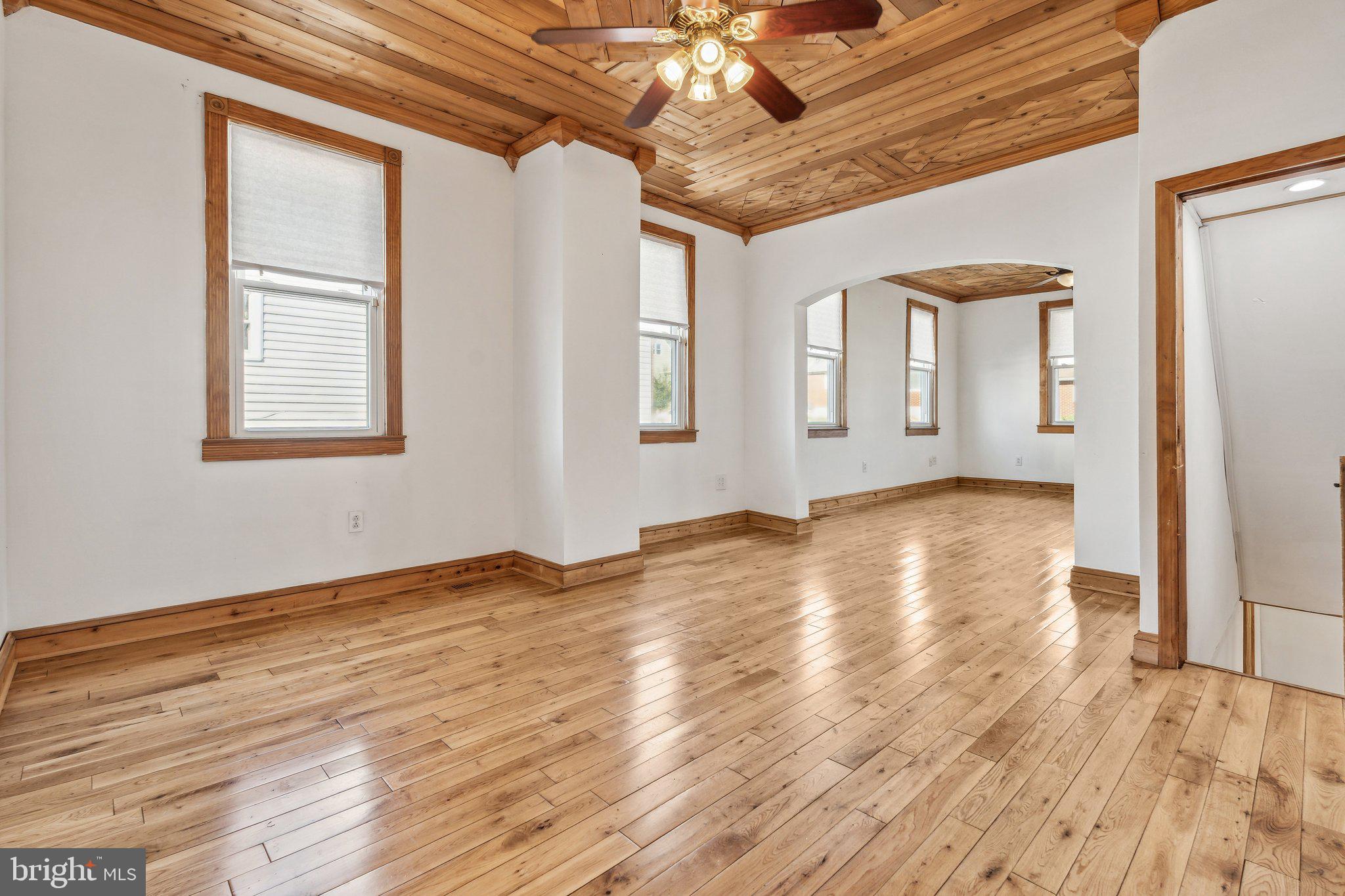 ROSELAND HEIGHTS - Residential