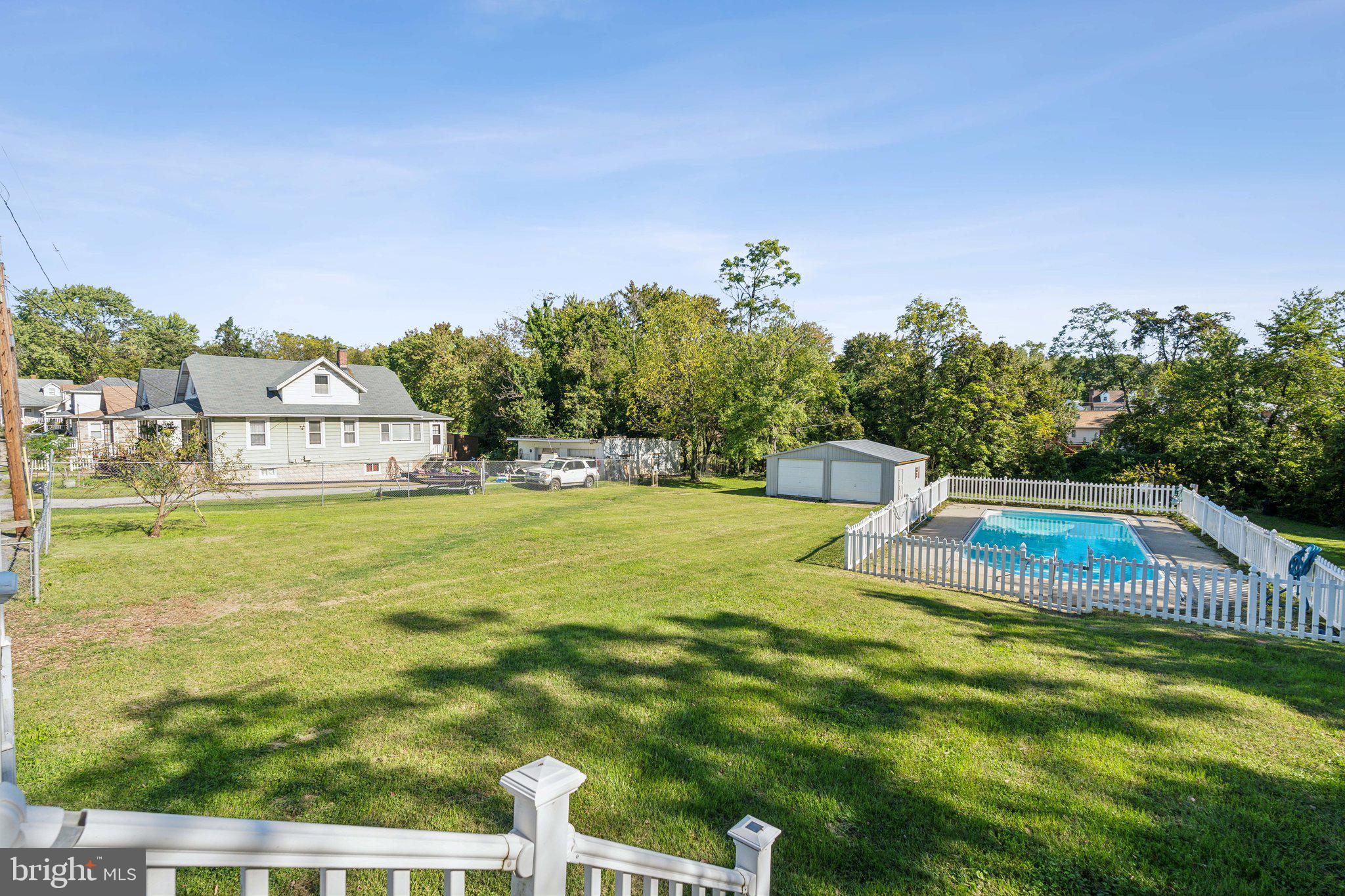 ROSELAND HEIGHTS - Residential