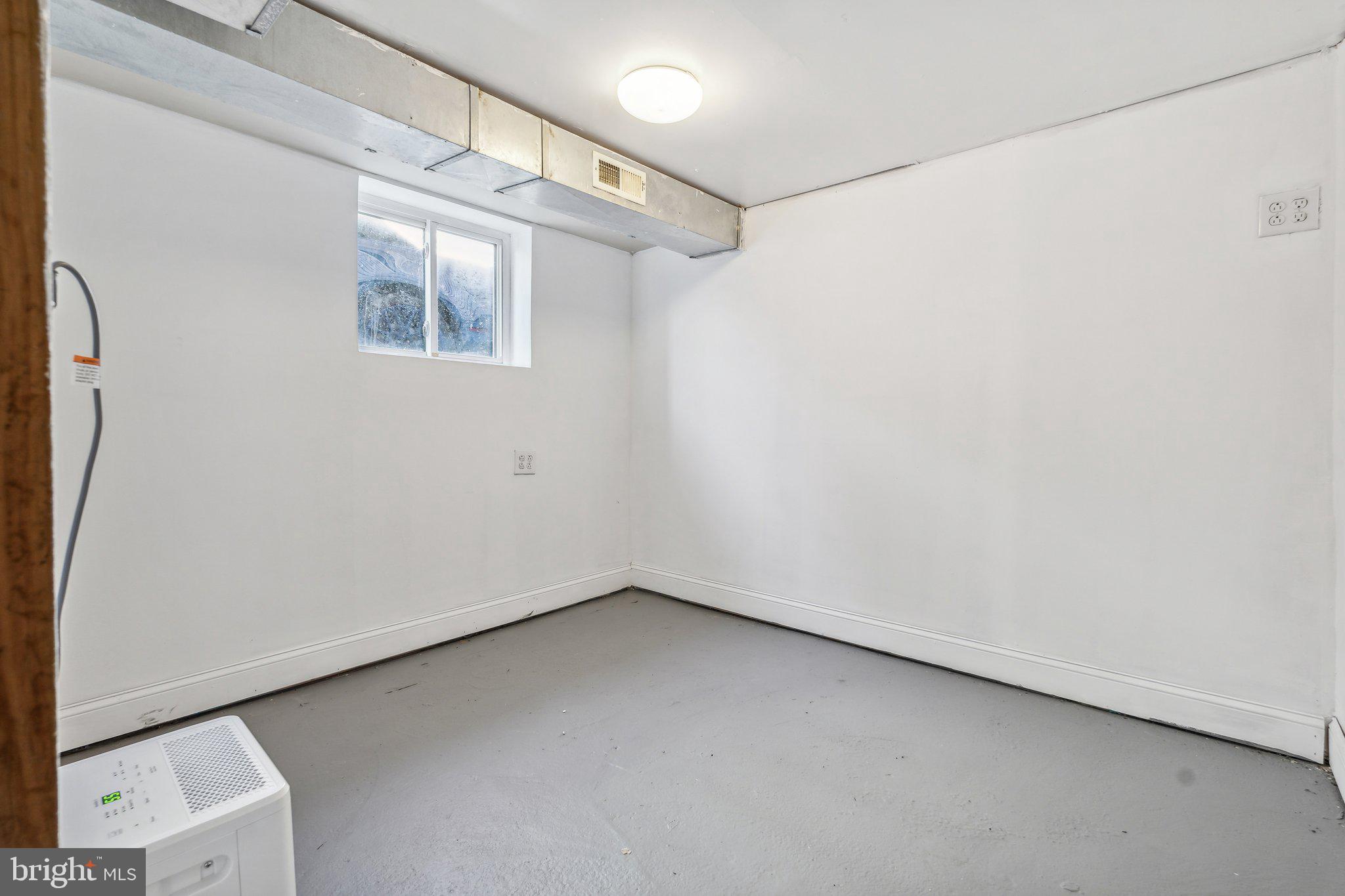 ROSELAND HEIGHTS - Residential