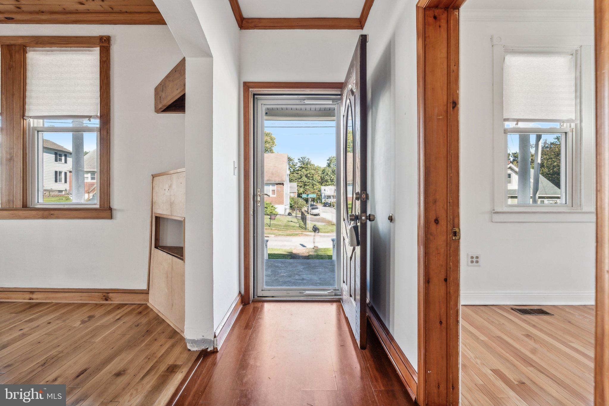 ROSELAND HEIGHTS - Residential