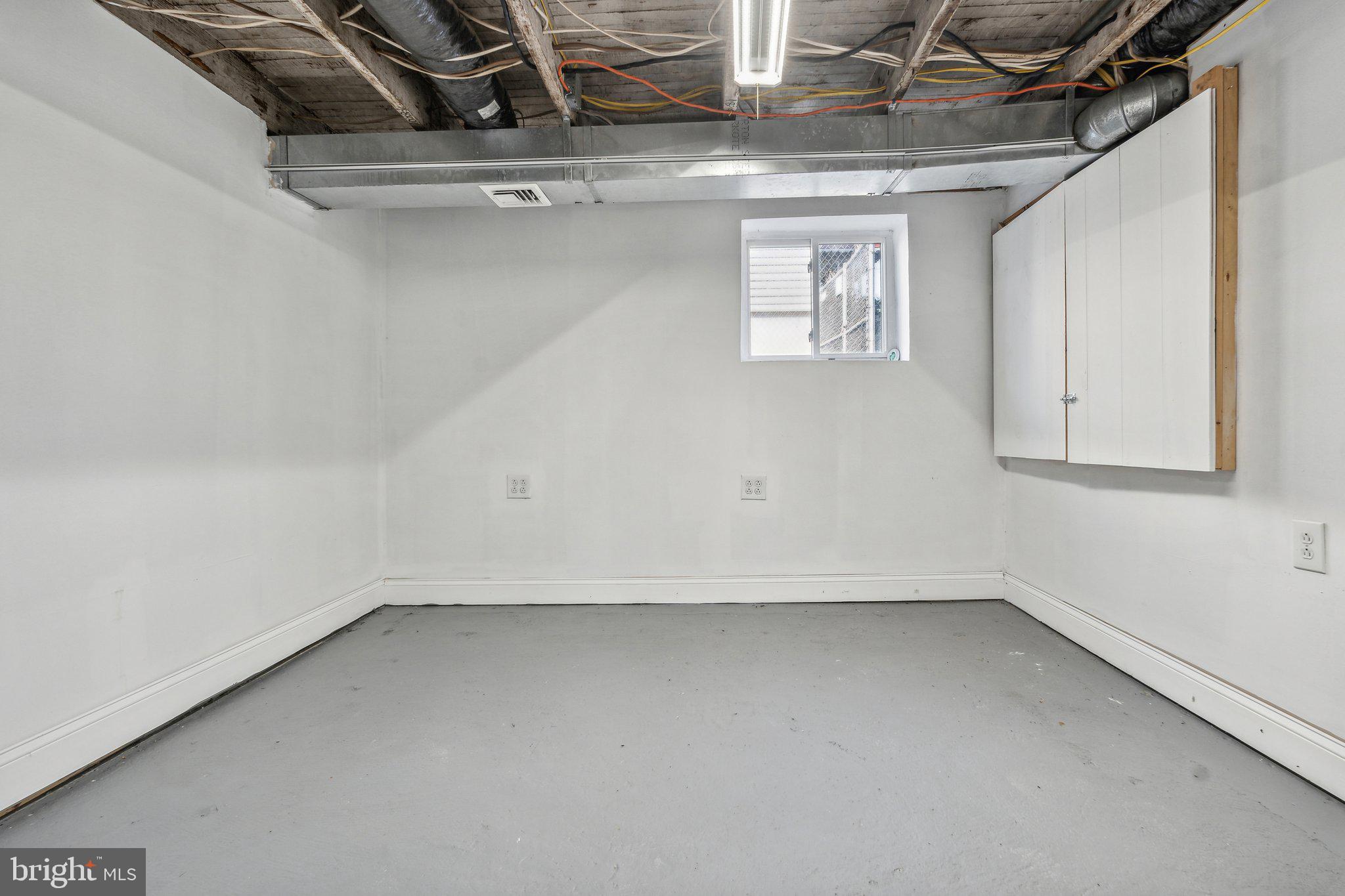 ROSELAND HEIGHTS - Residential