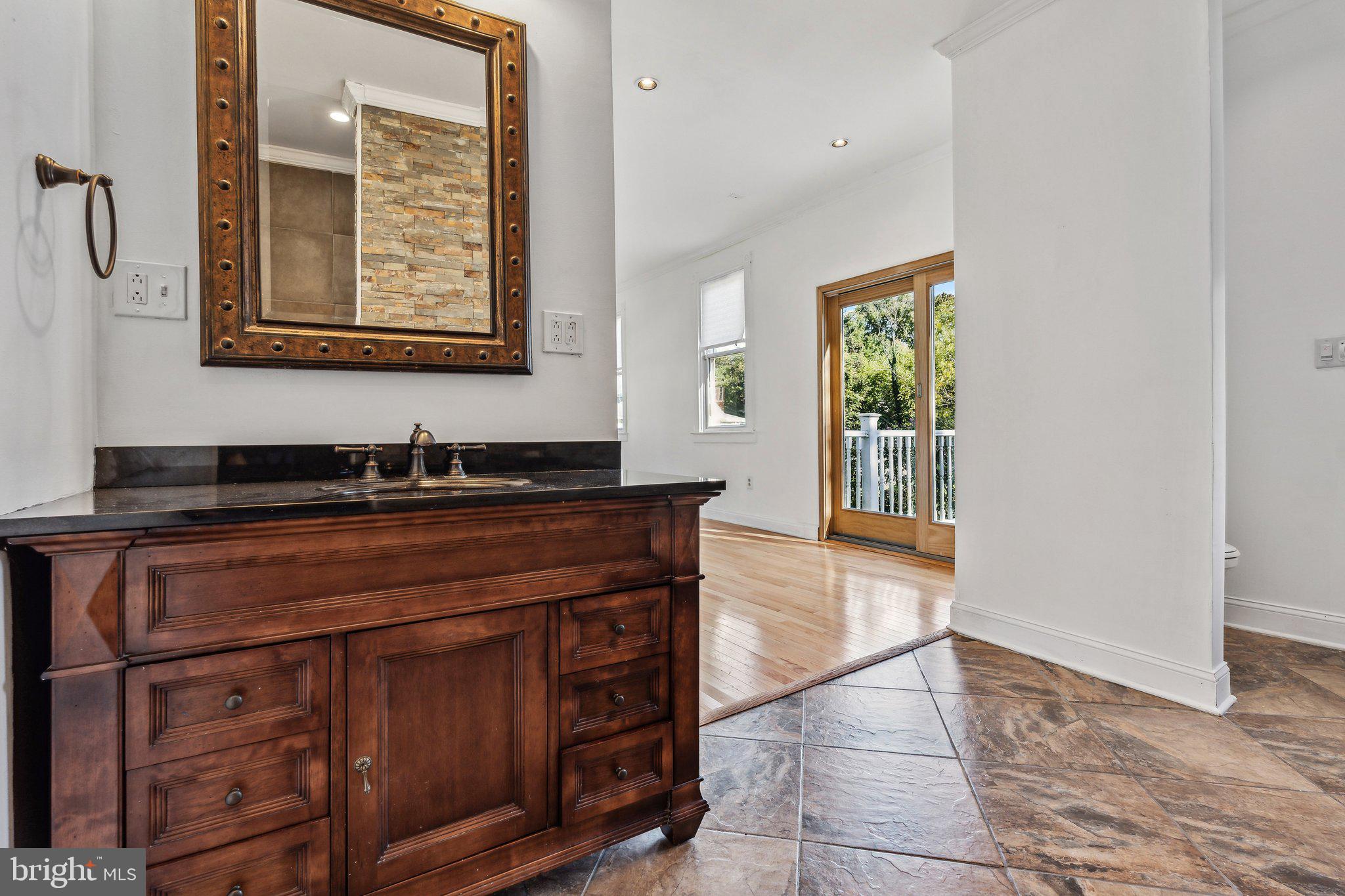 ROSELAND HEIGHTS - Residential