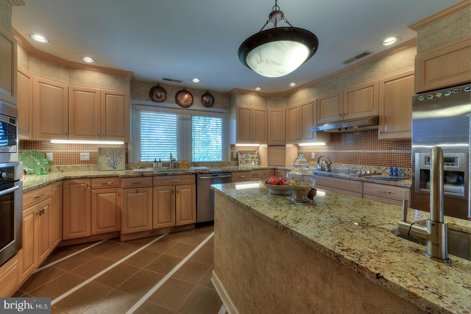 NORTH SHORES - Residential