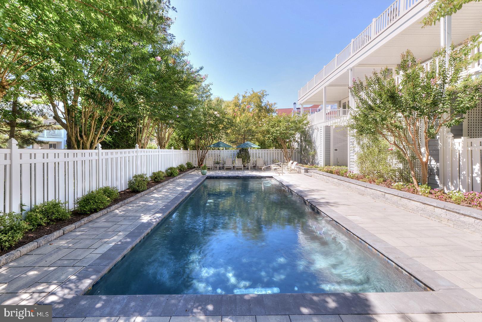 NORTH SHORES - Residential