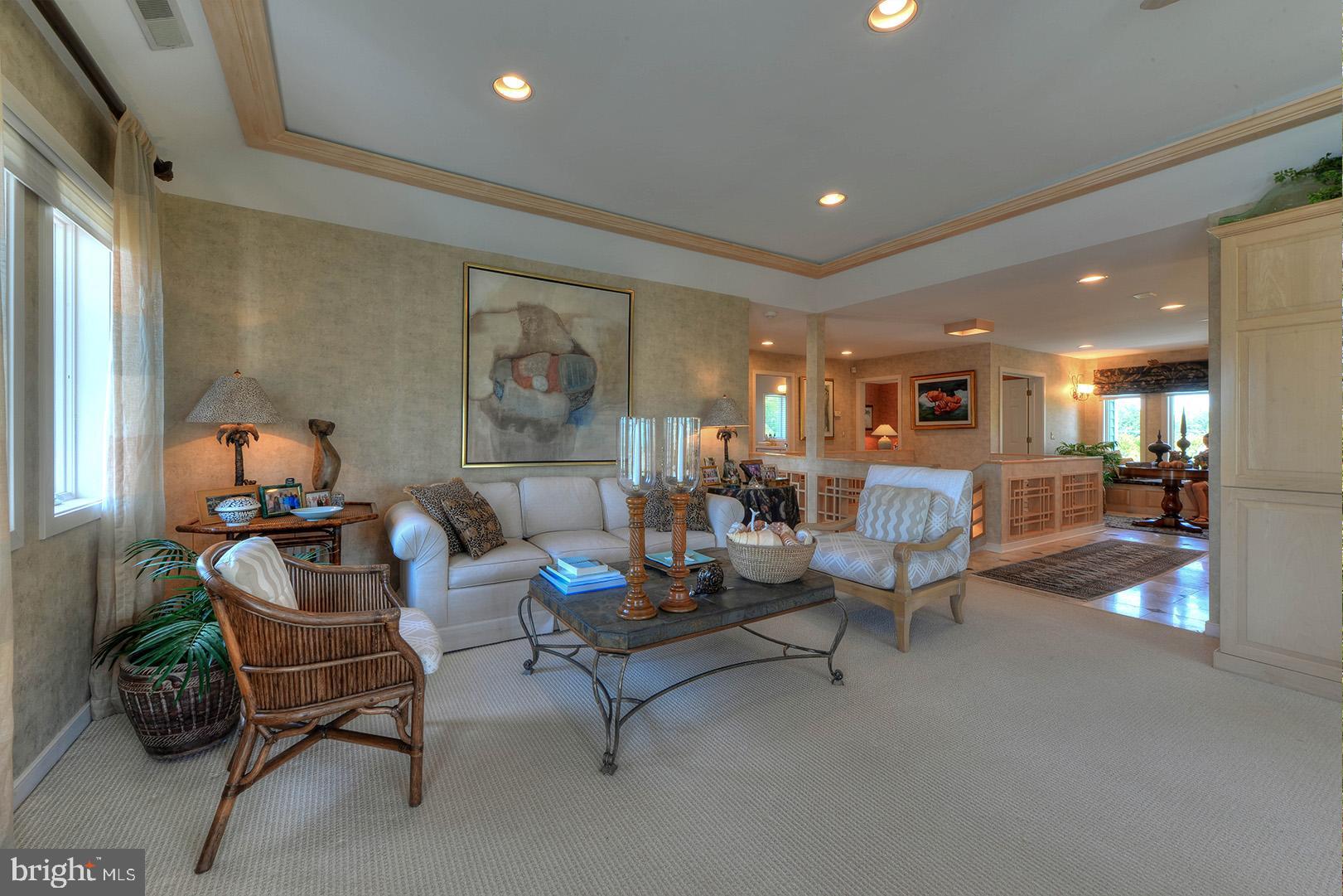 NORTH SHORES - Residential