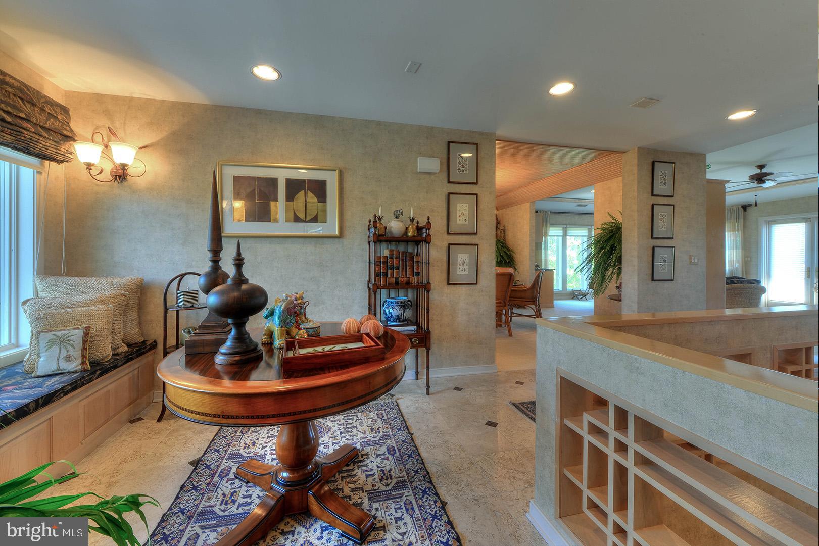 NORTH SHORES - Residential