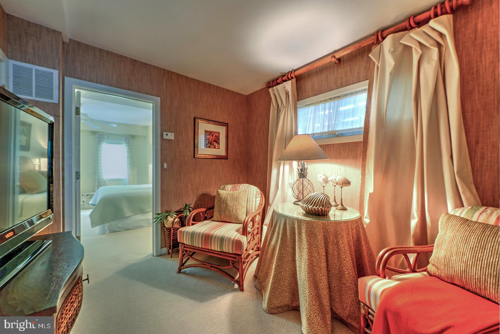 NORTH SHORES - Residential