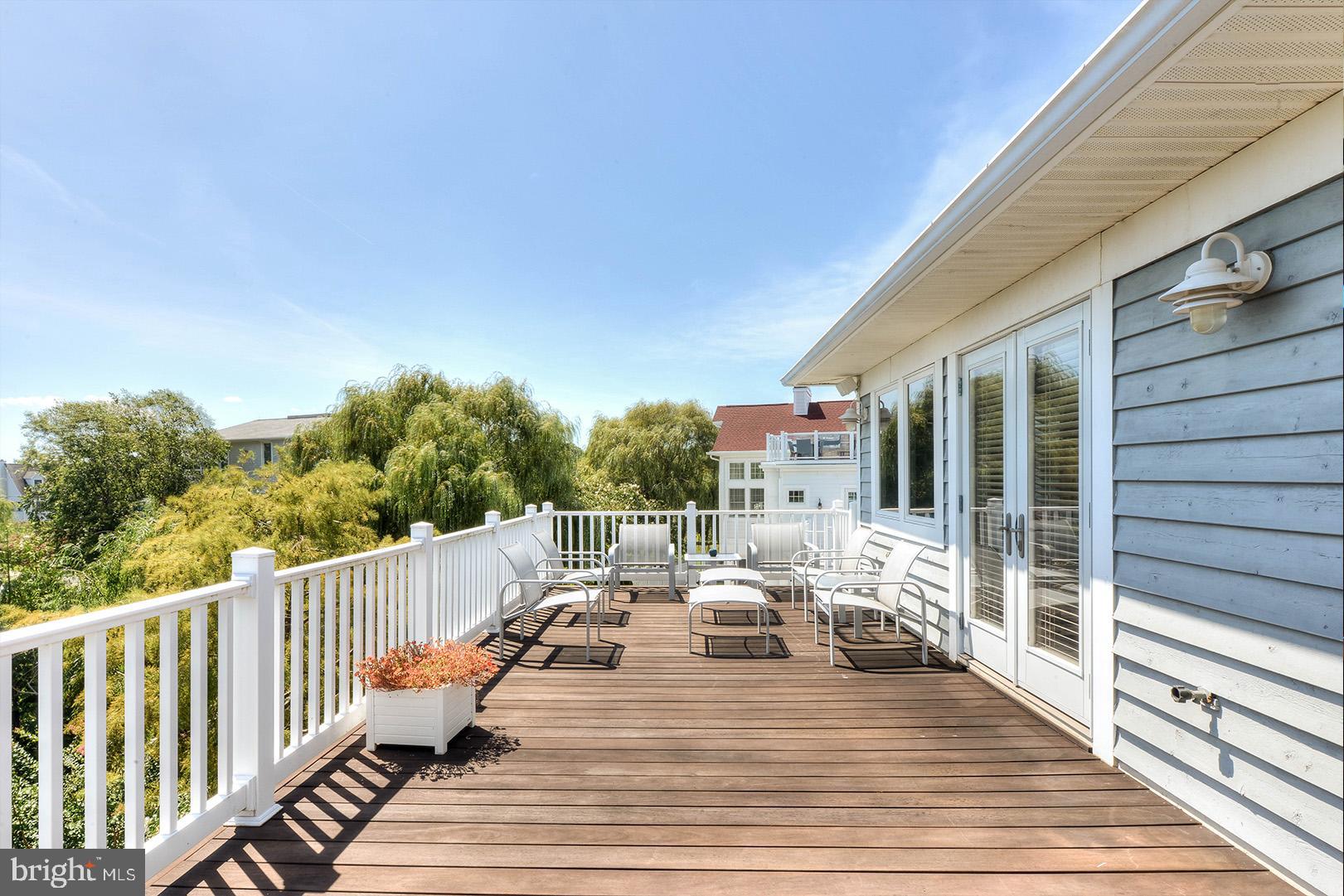 NORTH SHORES - Residential