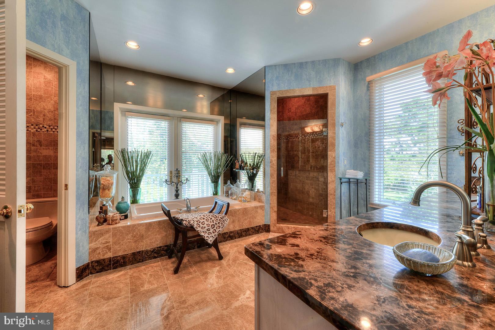 NORTH SHORES - Residential