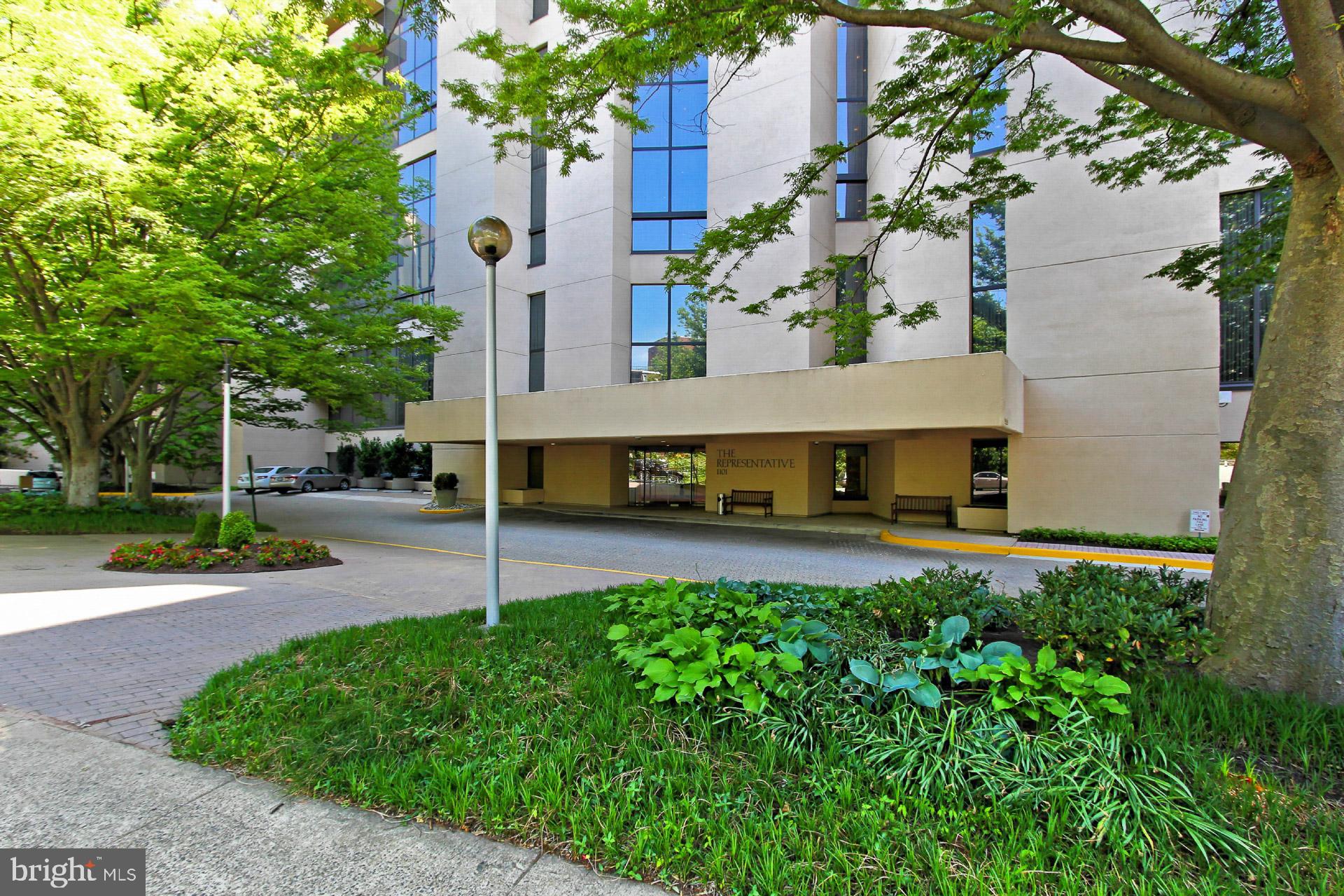 ARLINGTON RIDGE - Residential