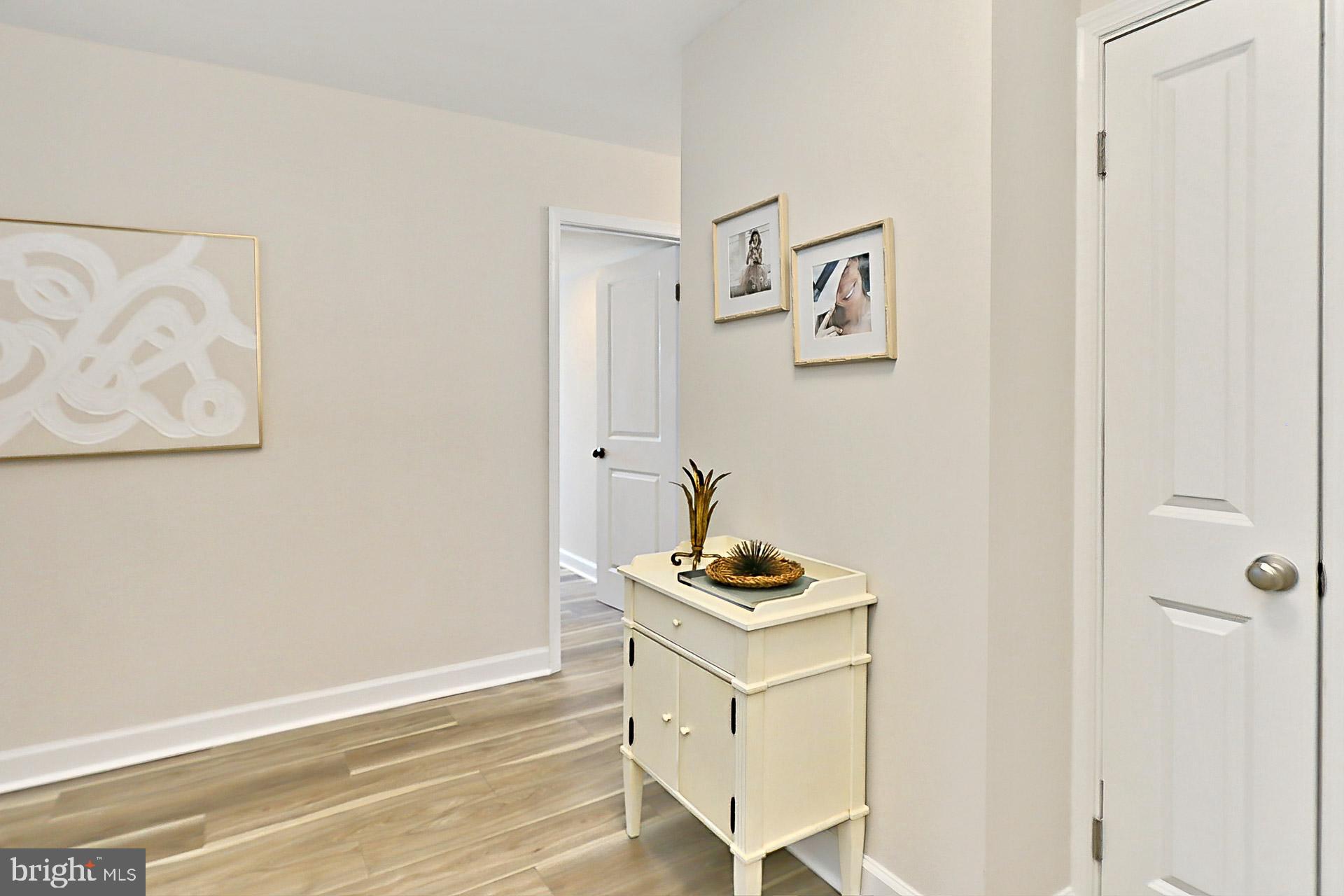 ARLINGTON RIDGE - Residential