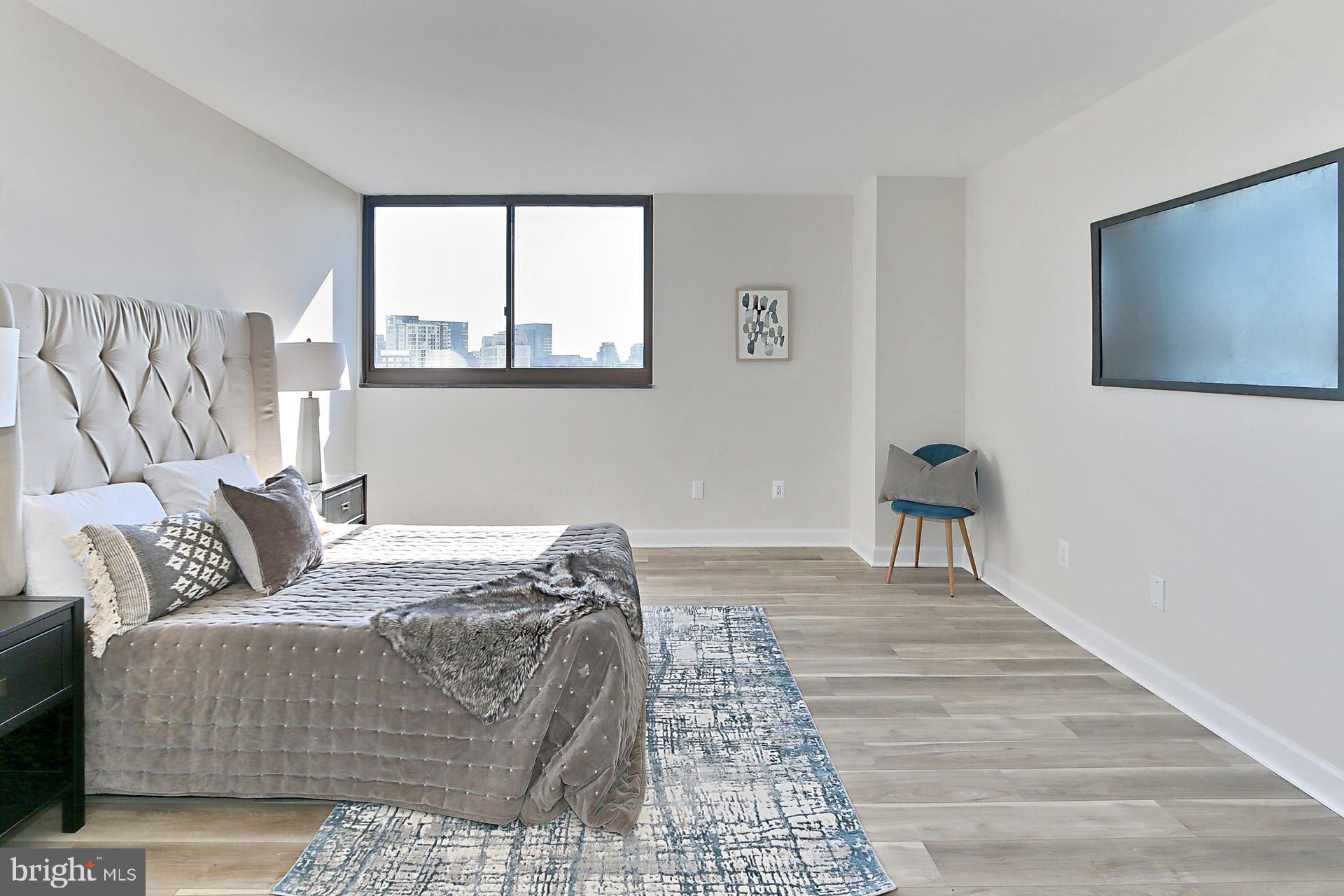 ARLINGTON RIDGE - Residential