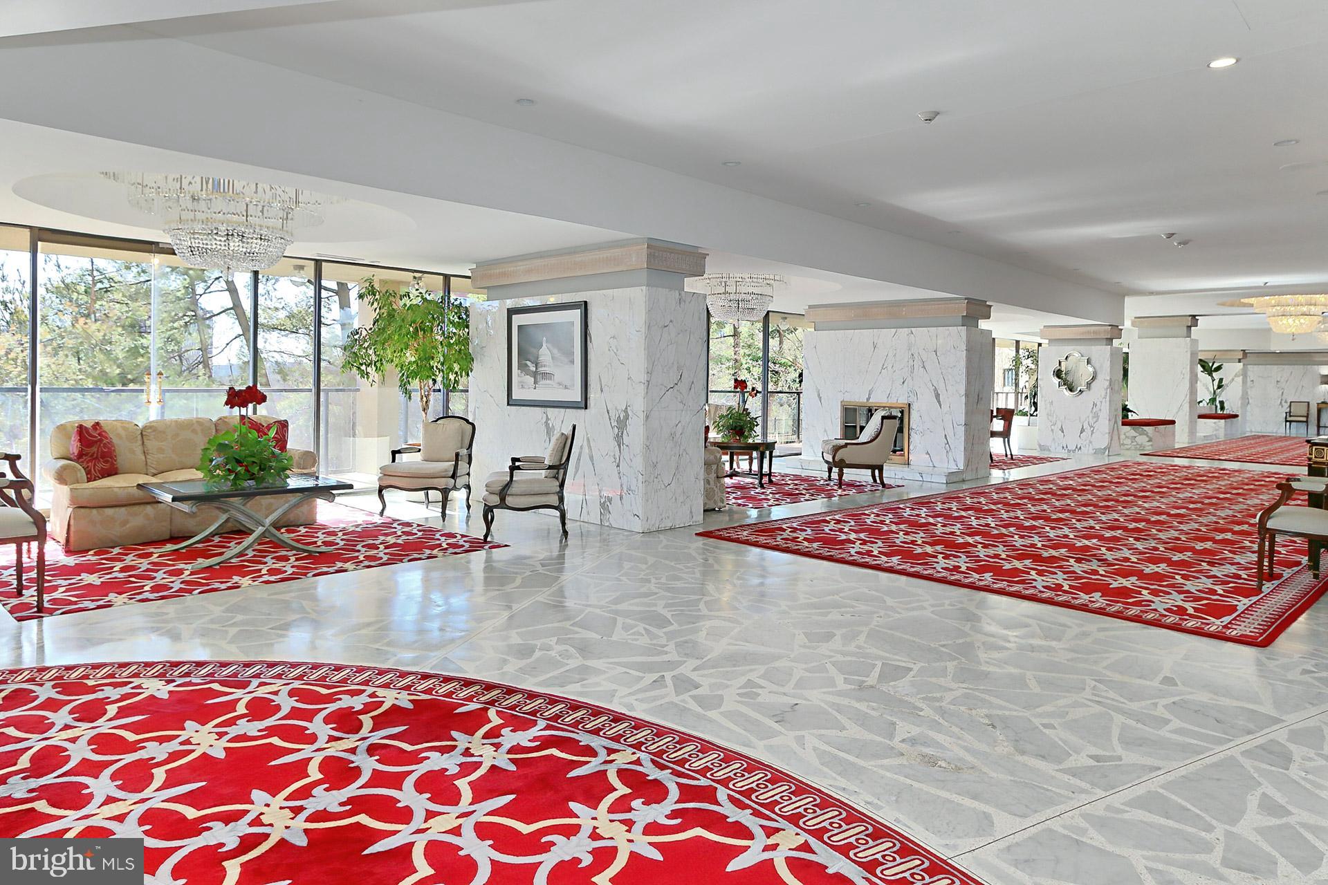 ARLINGTON RIDGE - Residential