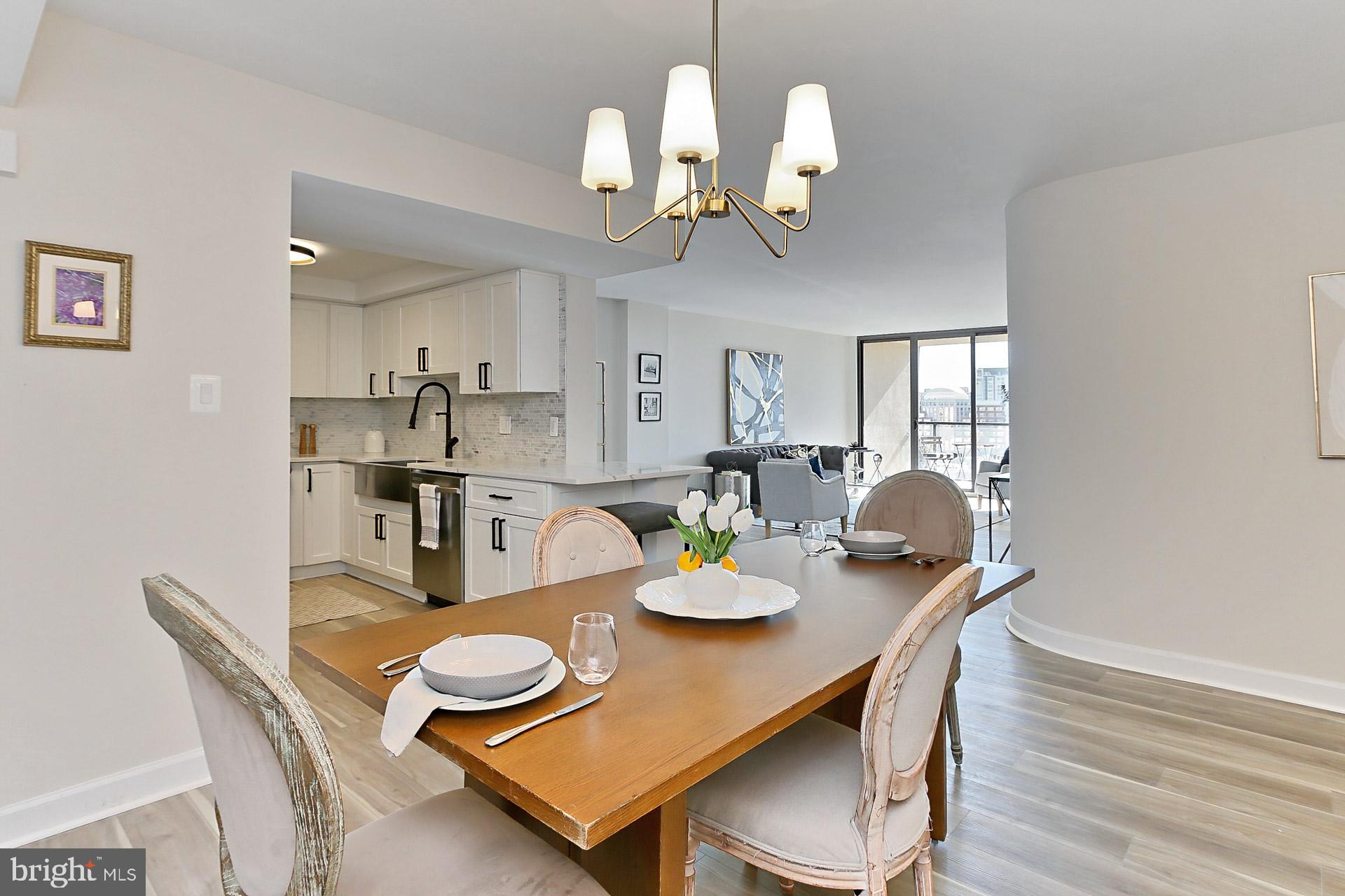 ARLINGTON RIDGE - Residential