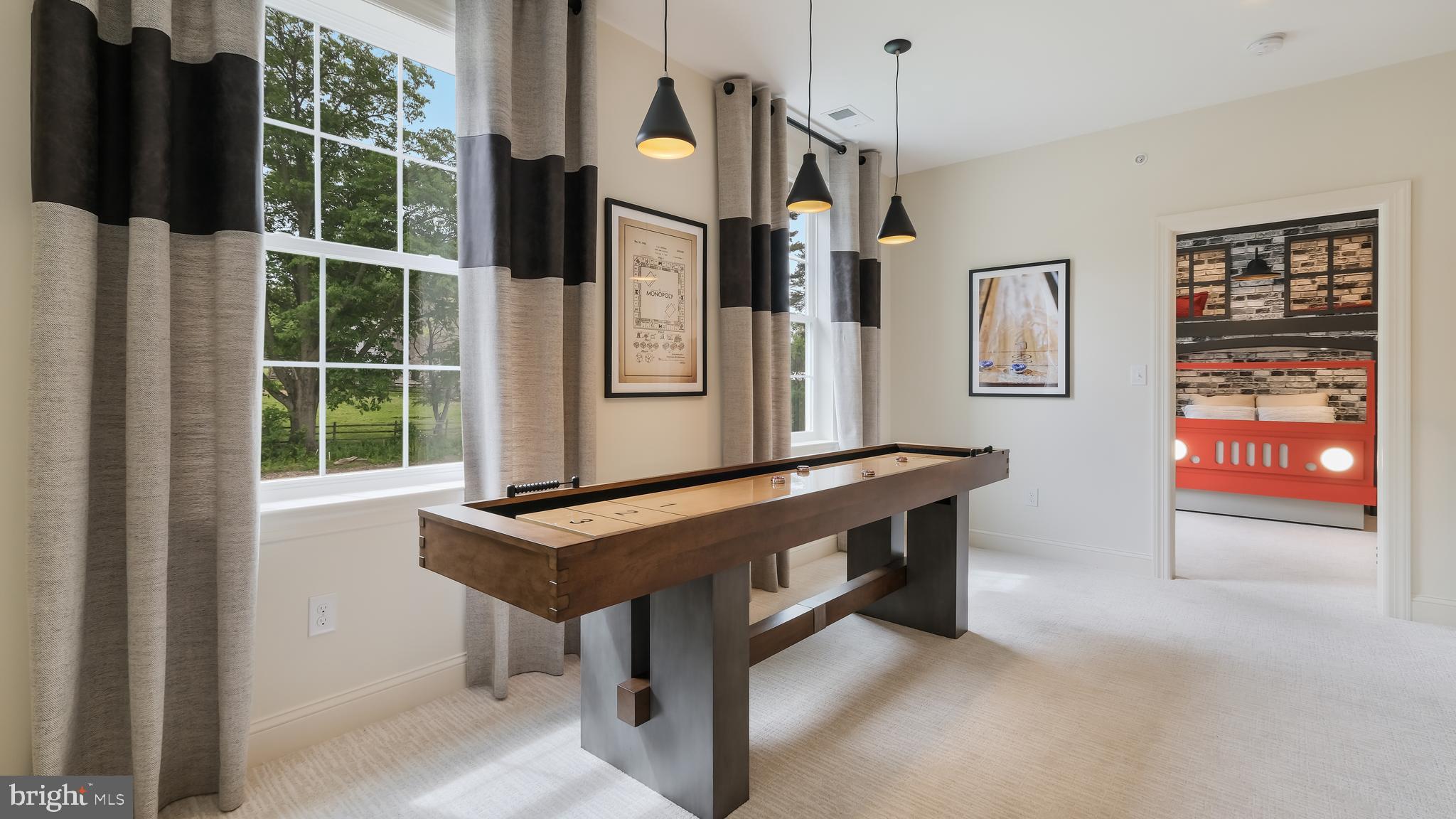 SQUIRES RIDGE - Residential