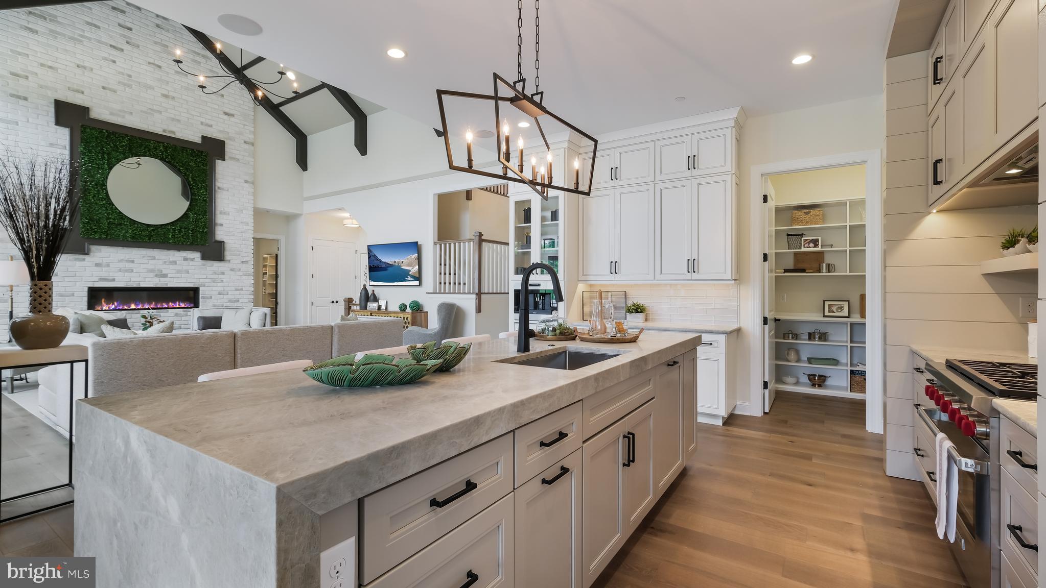 SQUIRES RIDGE - Residential