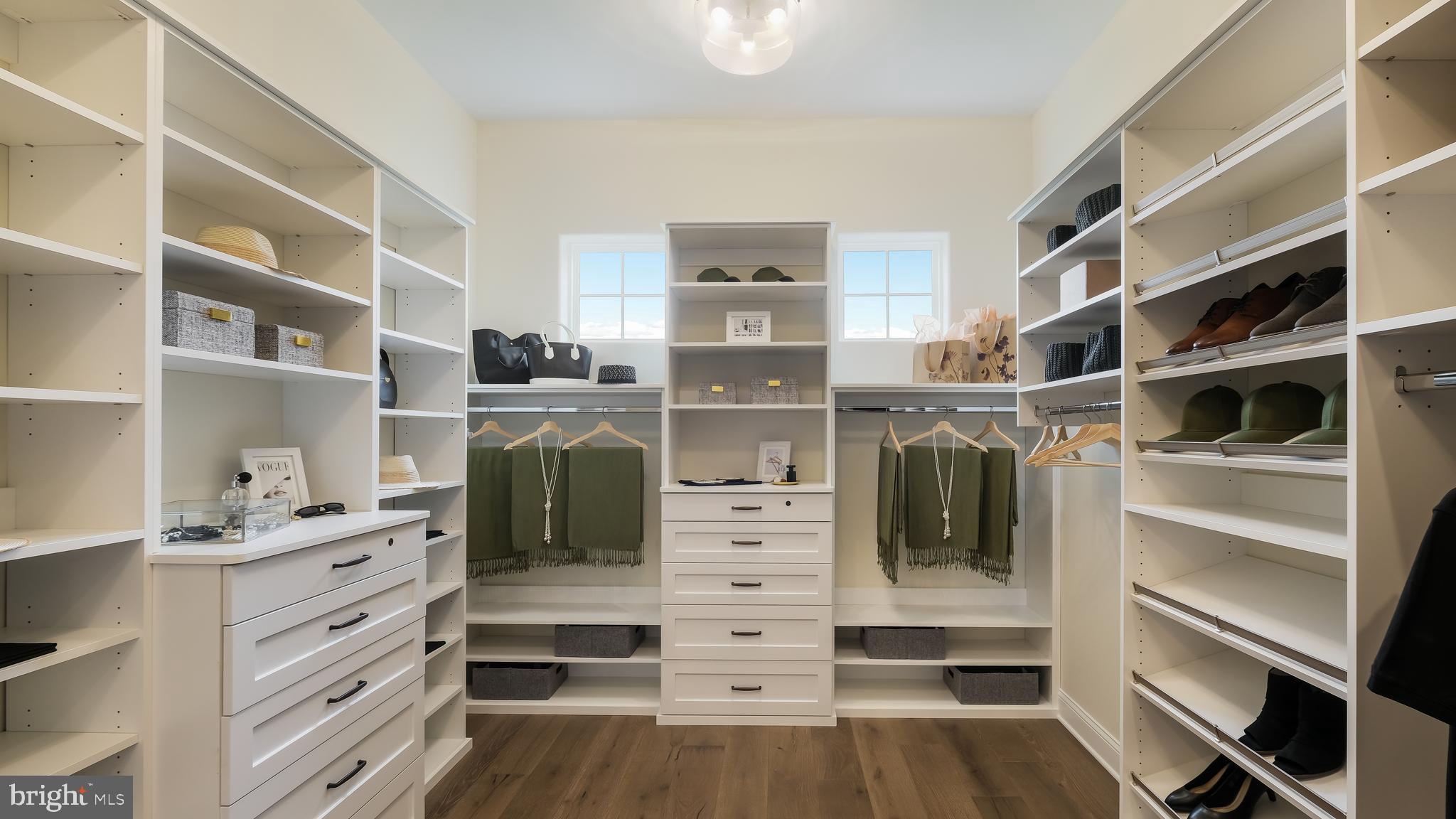 SQUIRES RIDGE - Residential