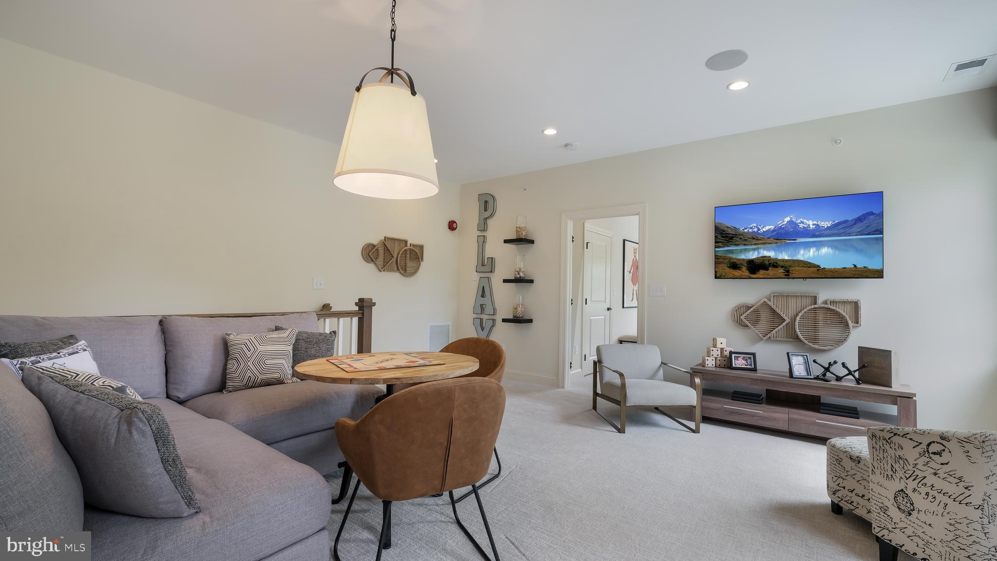 SQUIRES RIDGE - Residential