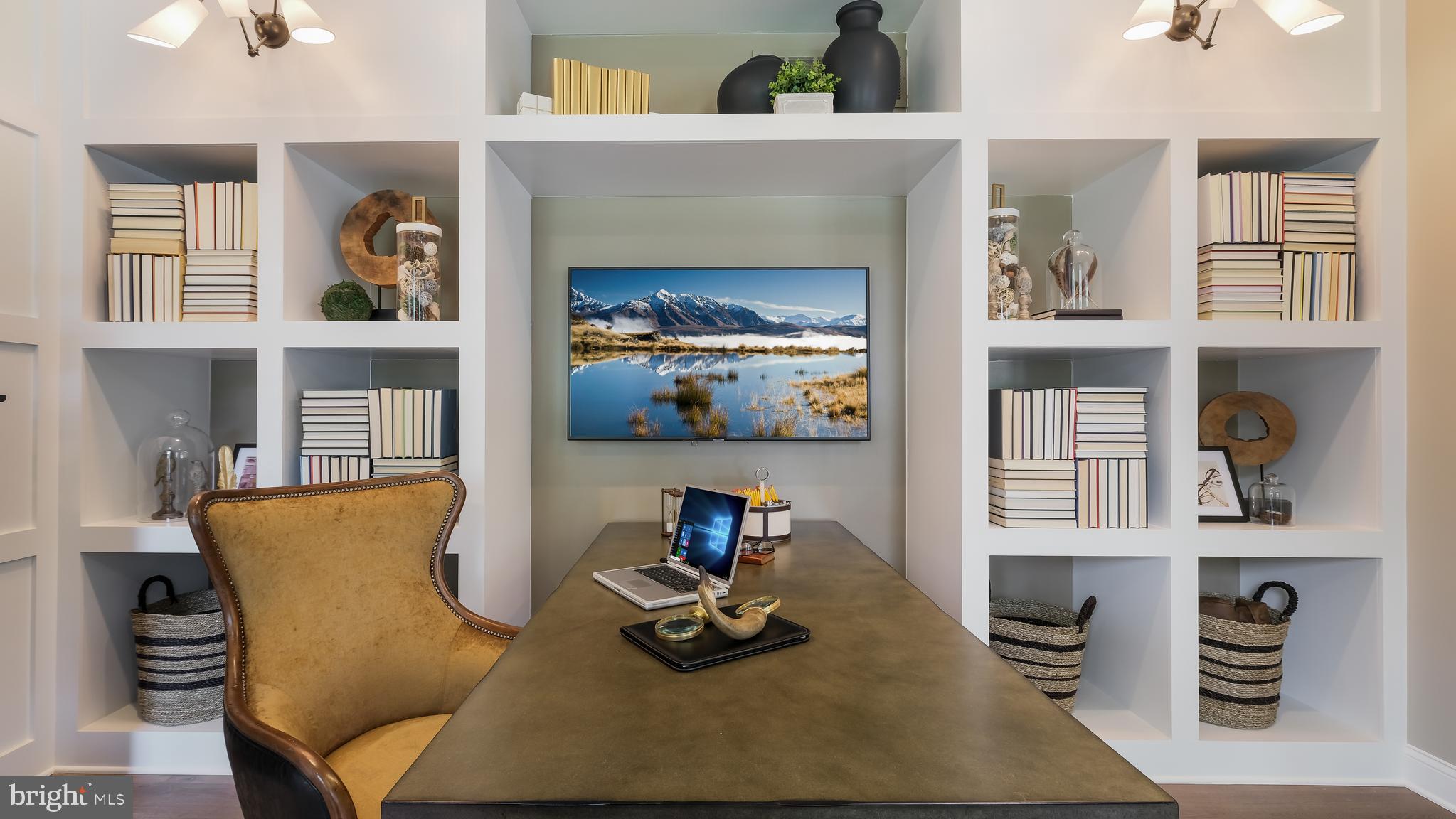 SQUIRES RIDGE - Residential