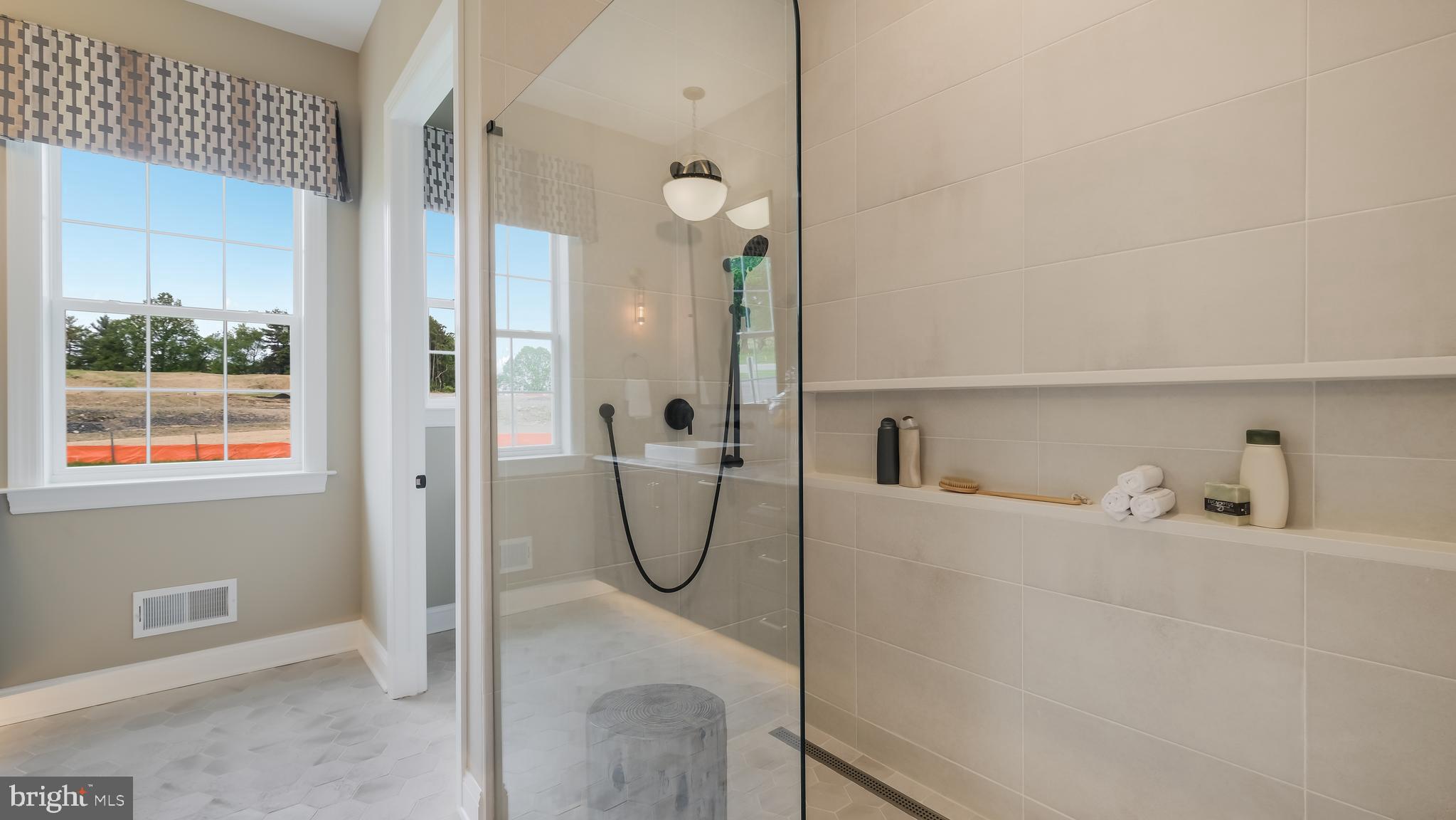 SQUIRES RIDGE - Residential