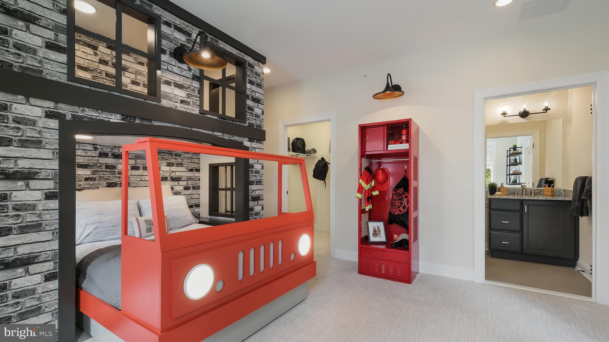 SQUIRES RIDGE - Residential