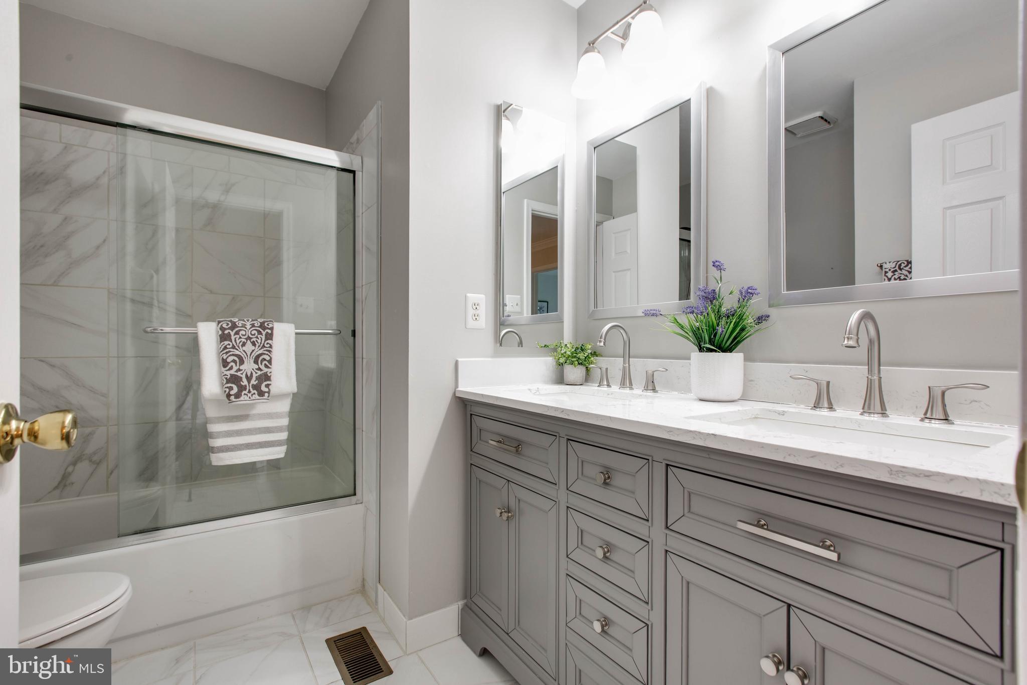 MONTGOMERY MEADOWS - Residential