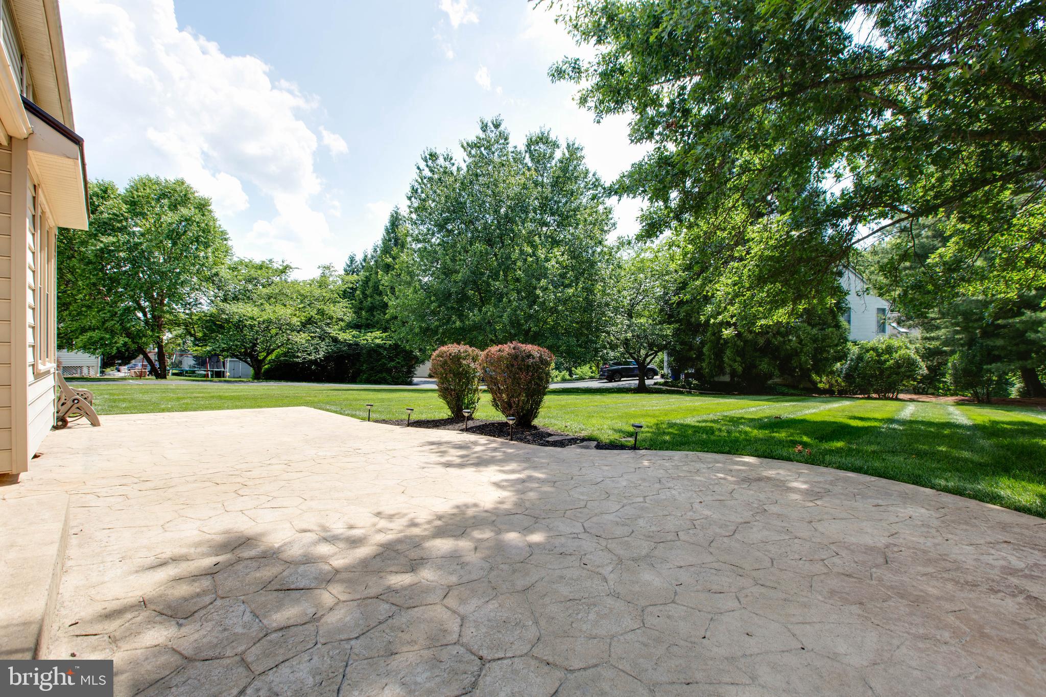 MONTGOMERY MEADOWS - Residential