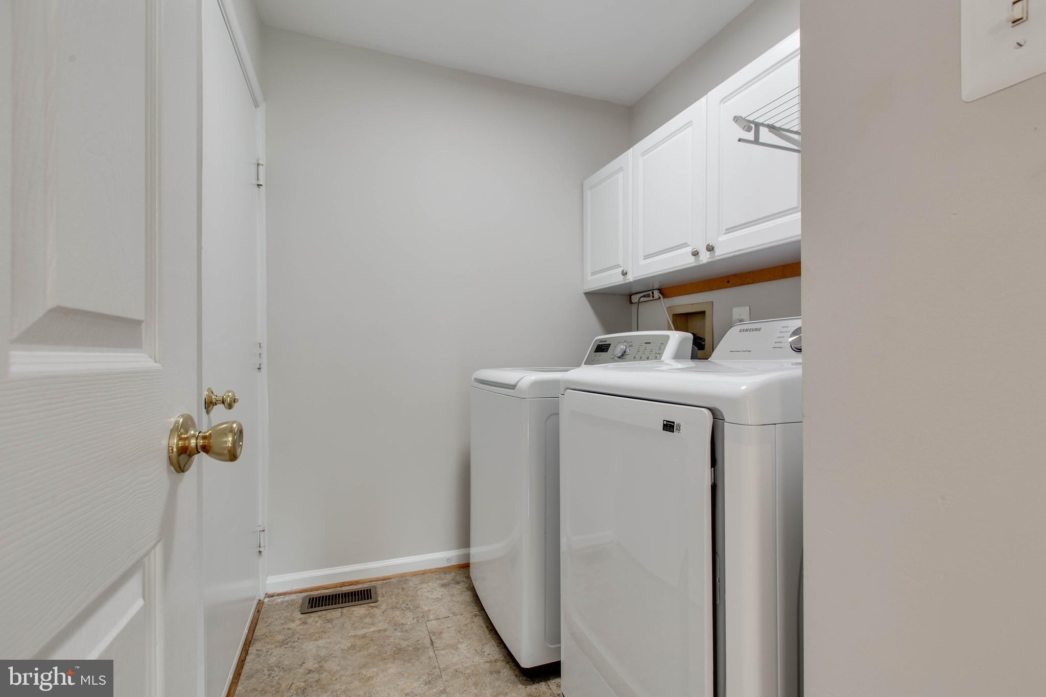 MONTGOMERY MEADOWS - Residential