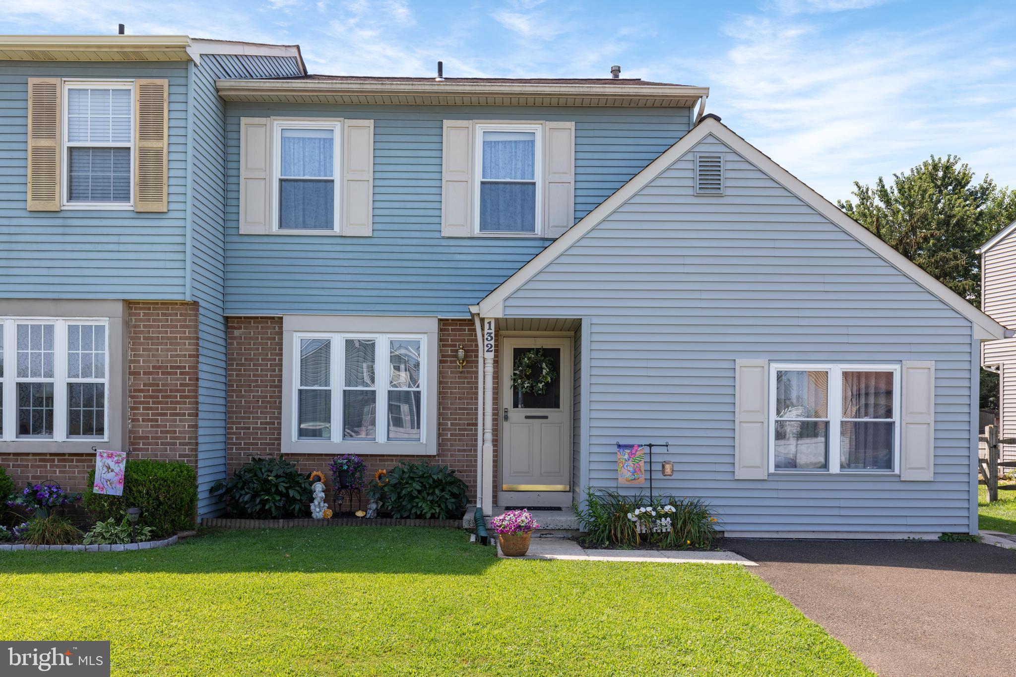 Welcome to 132 Hunt Drive, a lovingly maintained and truly move-in ready home in the highly sought-after Wynmere Hunt neighborhood. Situated on a quiet block in the top-rated Hatboro-Horsham School District, this home offers the perfect blend of charm and convenience, as it is just minutes from local parks, shopping, and easy access to the PA Turnpike and major roadways. Inside, you’re greeted by an open-concept living and dining area filled with natural light and updated flooring throughout. One standout feature is the spacious family room, thoughtfully converted from the original garage to create even more room to relax, gather, and watch the Birds on game day. The updated kitchen includes newer appliances and overlooks the expansive backyard, ideal for family gatherings, gardening, or a game of wiffle ball. Upstairs, you’ll find three well-sized bedrooms and a full bath, while the finished basement offers additional living space, along with laundry and extra storage neatly tucked away. After more than 30 years of care, memories, and lots of table time, this home is ready to welcome its next owners.