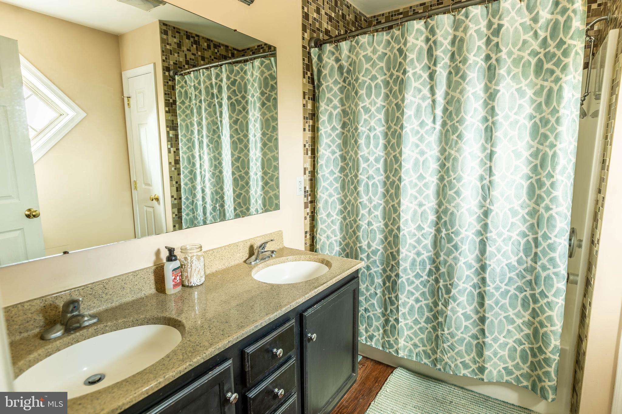 VILLAGE SQUARE COMMONS - Residential