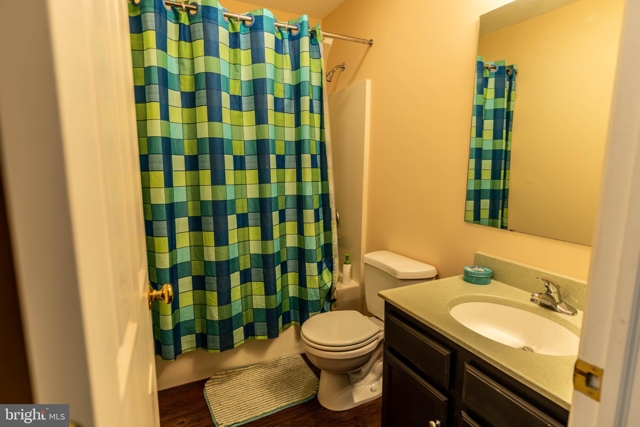 VILLAGE SQUARE COMMONS - Residential