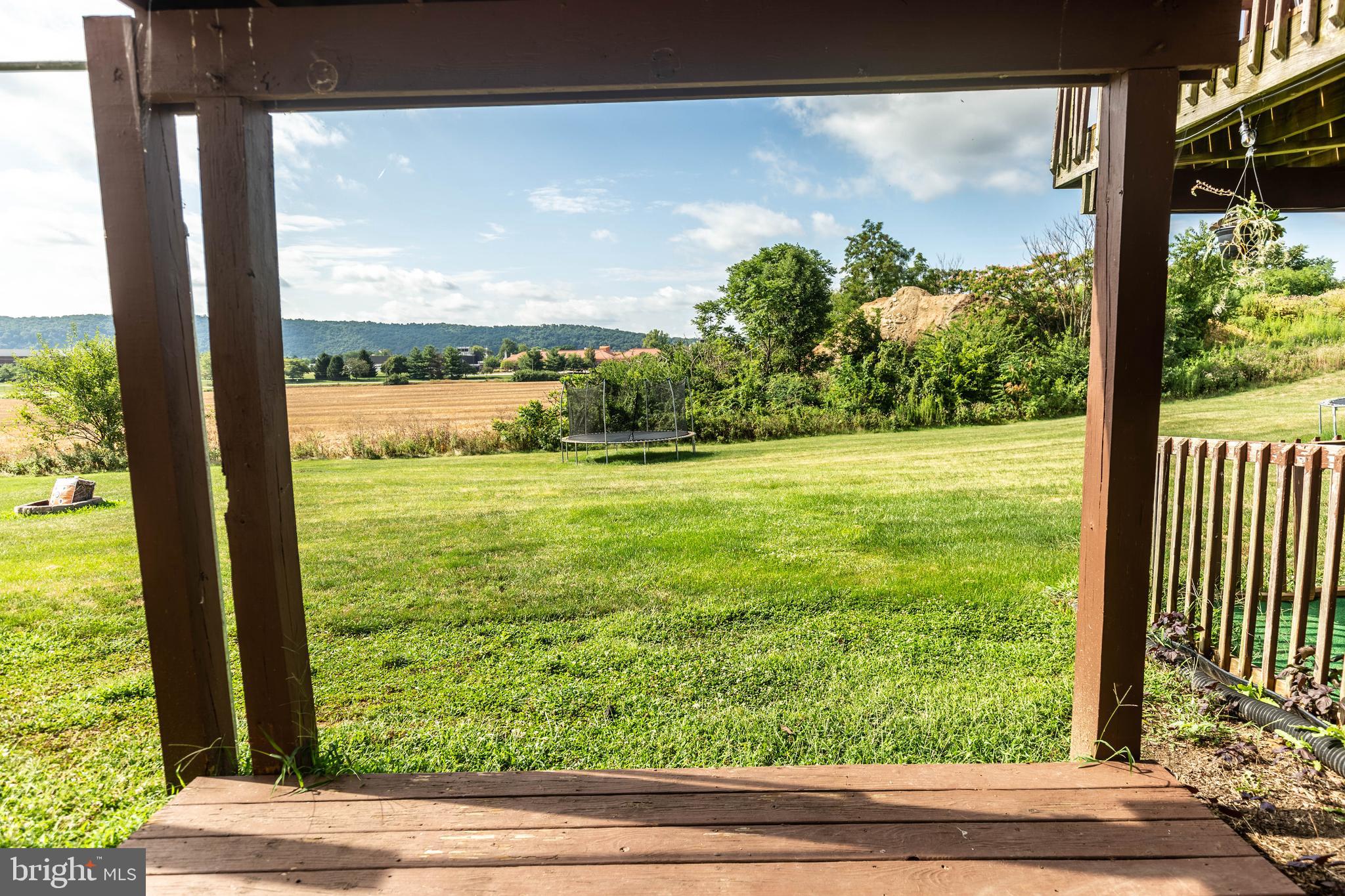 VILLAGE SQUARE COMMONS - Residential