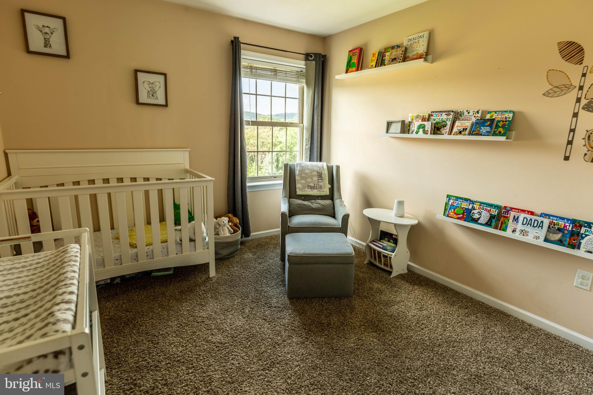 VILLAGE SQUARE COMMONS - Residential