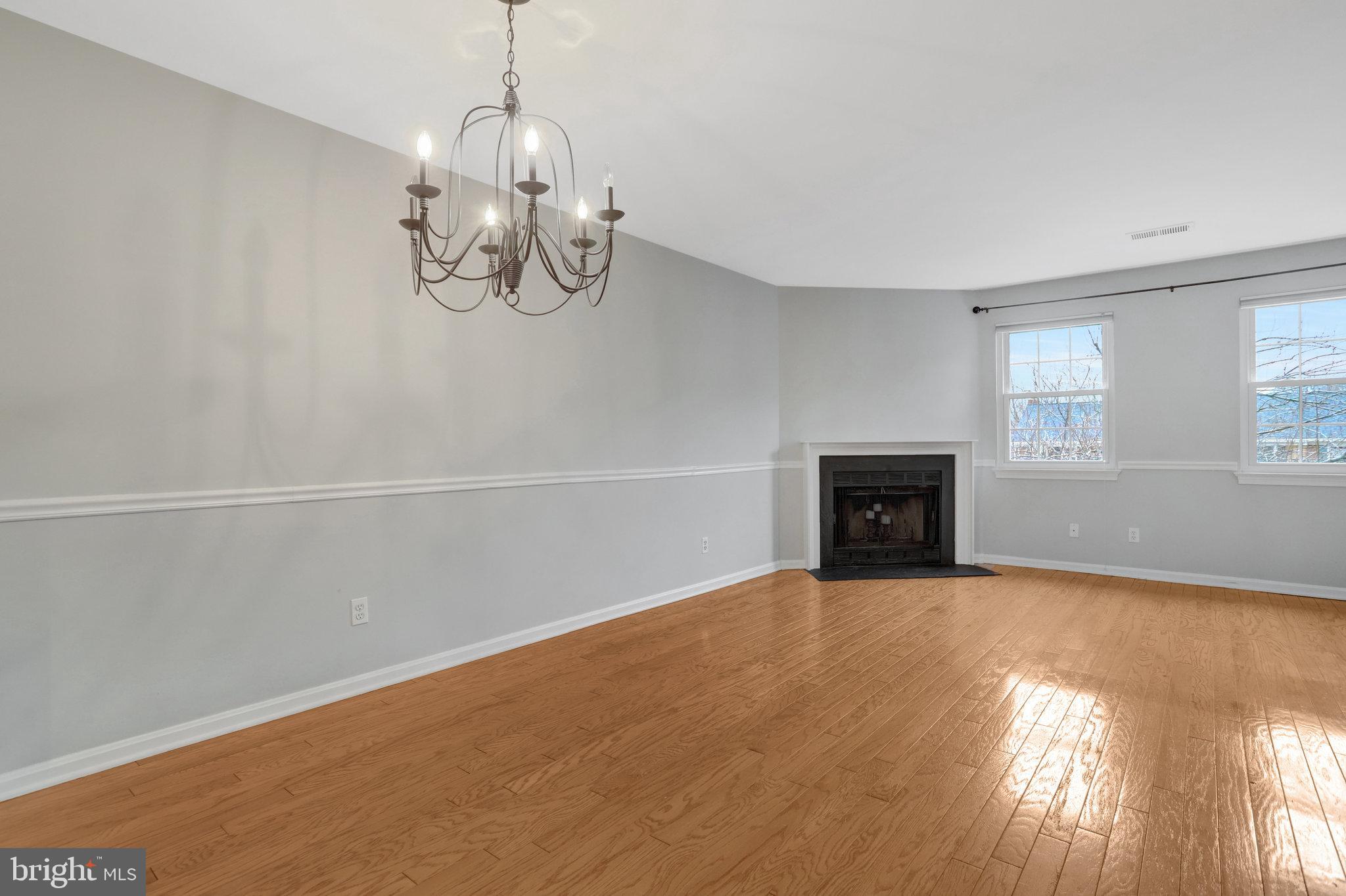 1621 S BARTON STREET S 17