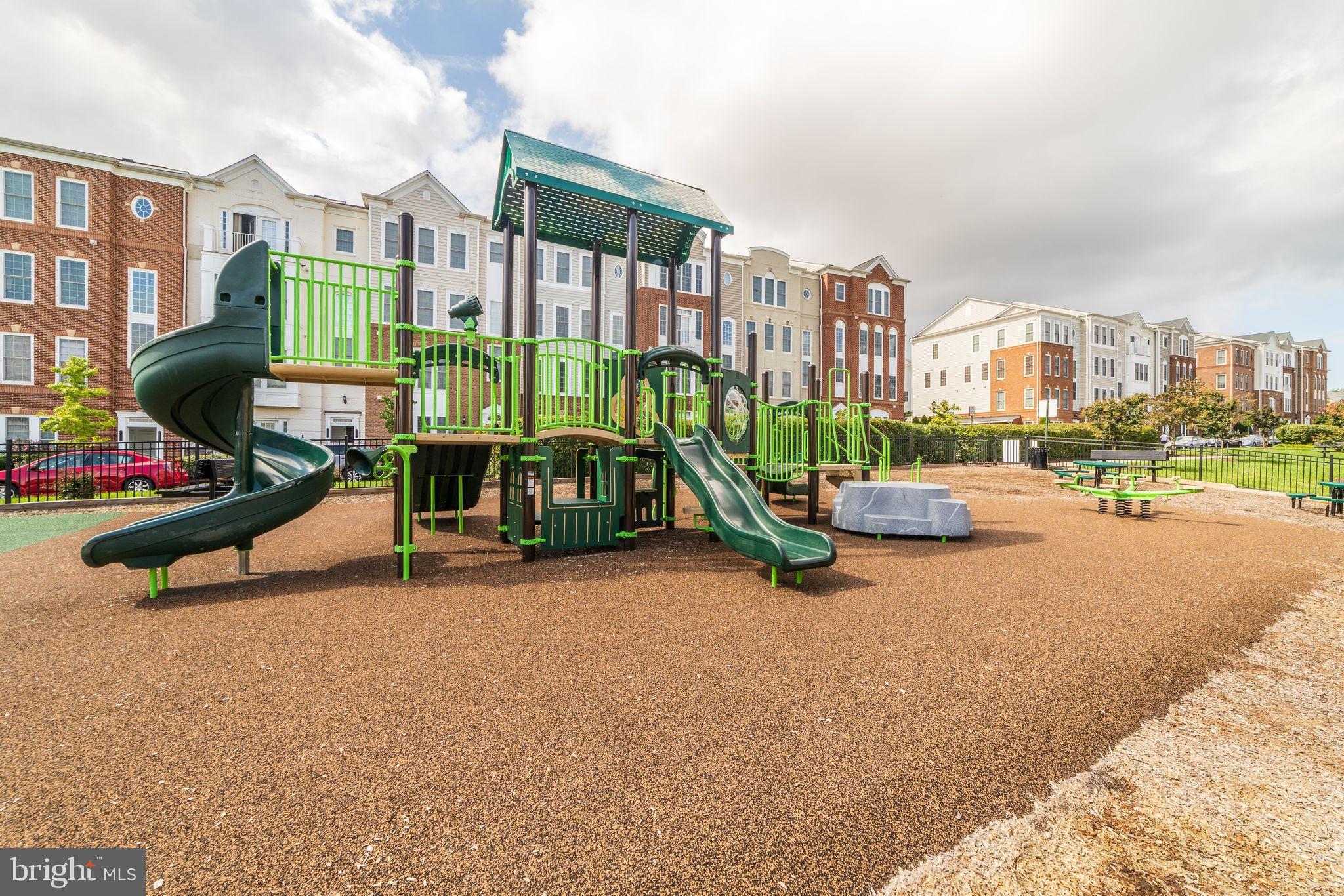 POTOMAC CLUB - Residential Lease