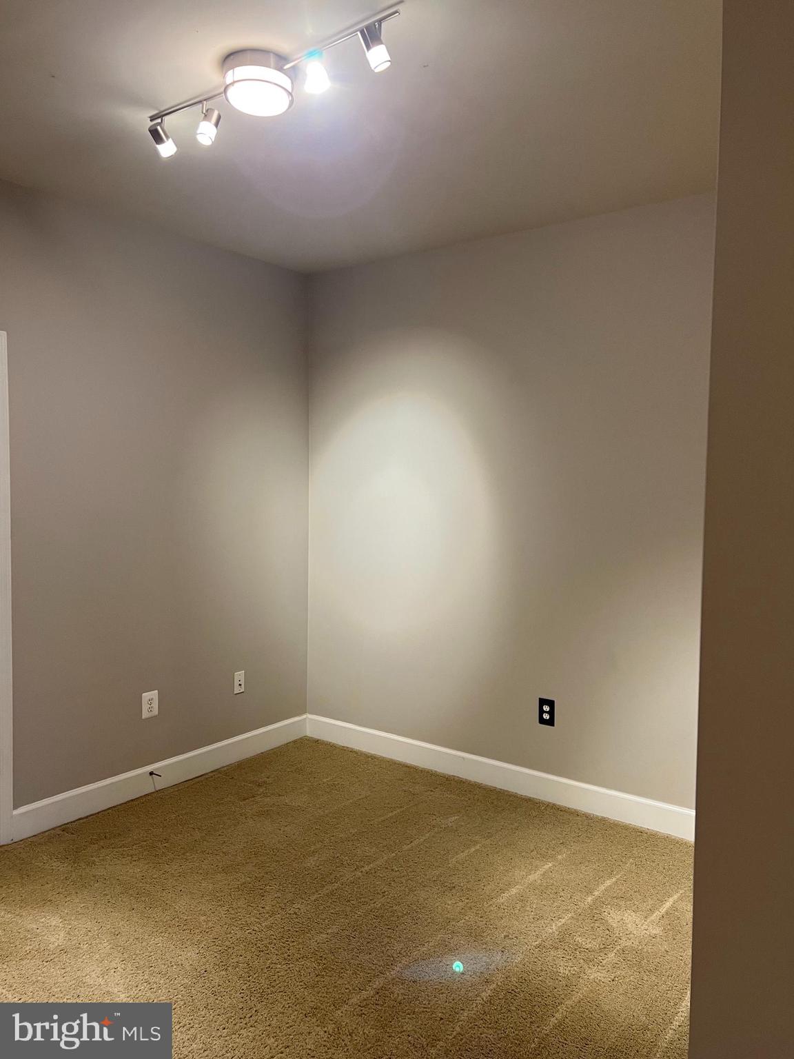 POTOMAC CLUB - Residential Lease