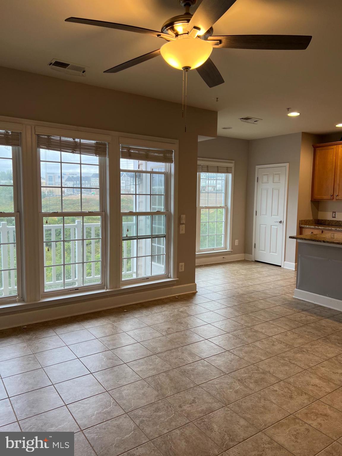 POTOMAC CLUB - Residential Lease