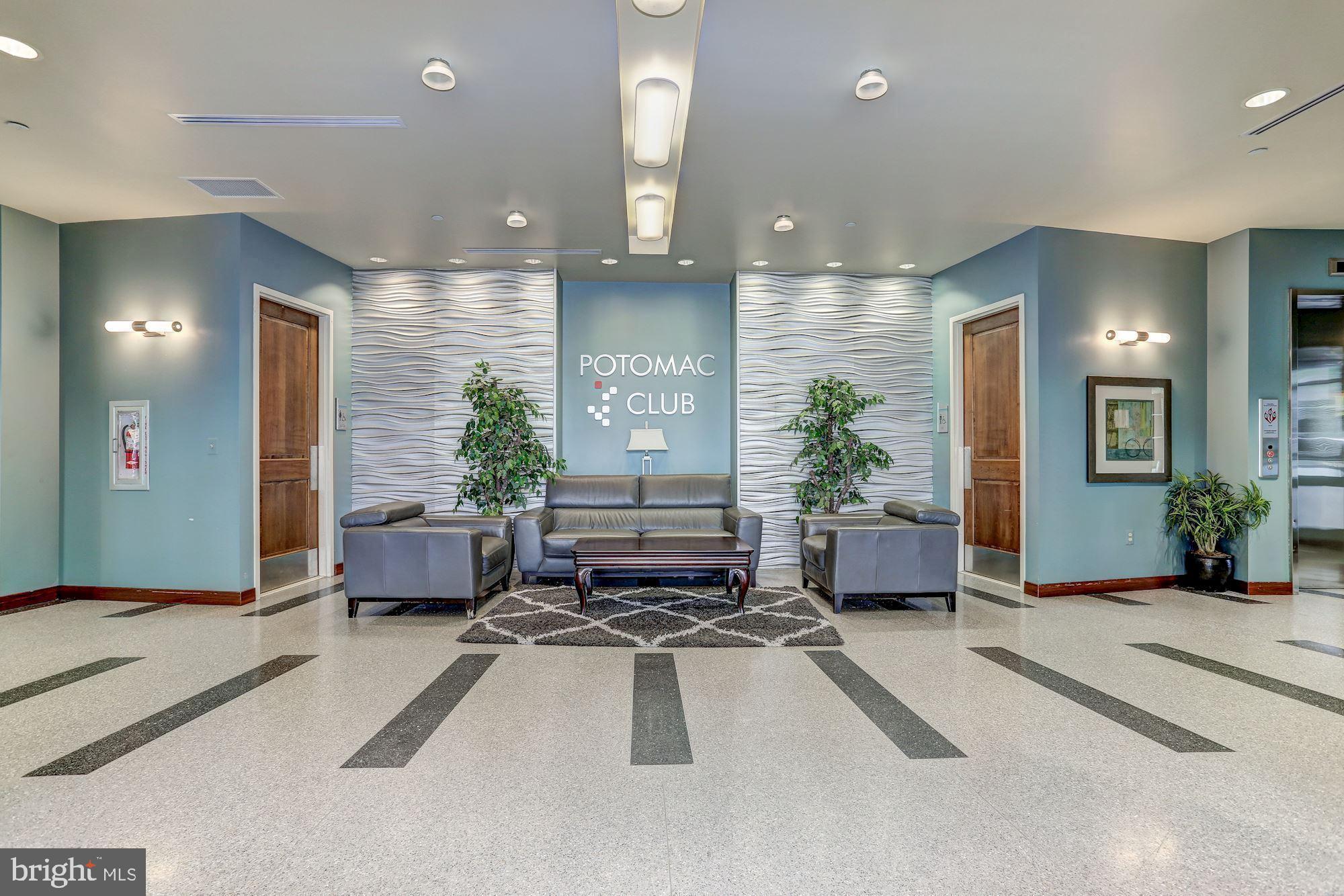 POTOMAC CLUB - Residential Lease