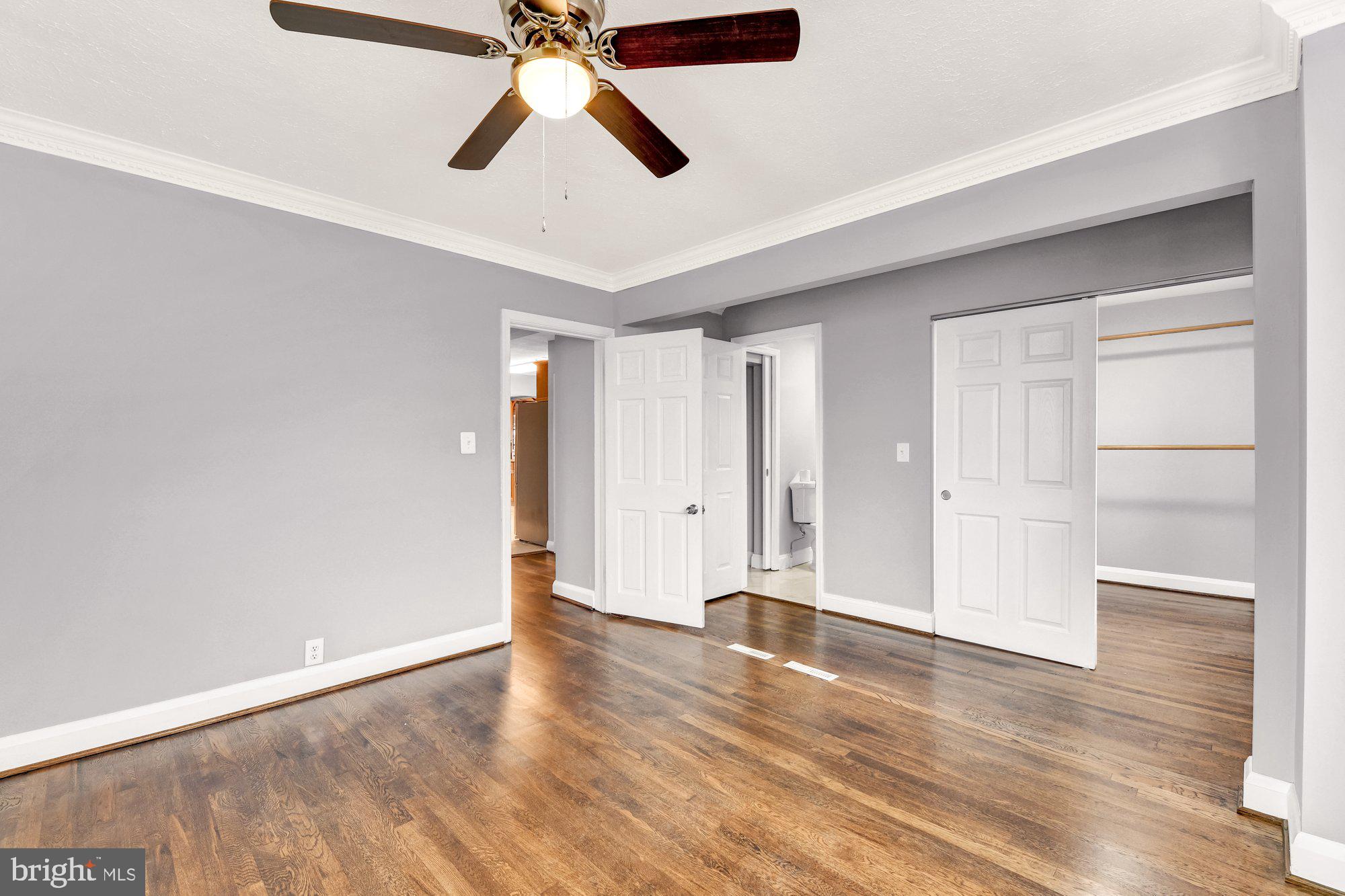 HOLABIRD PARK - Residential