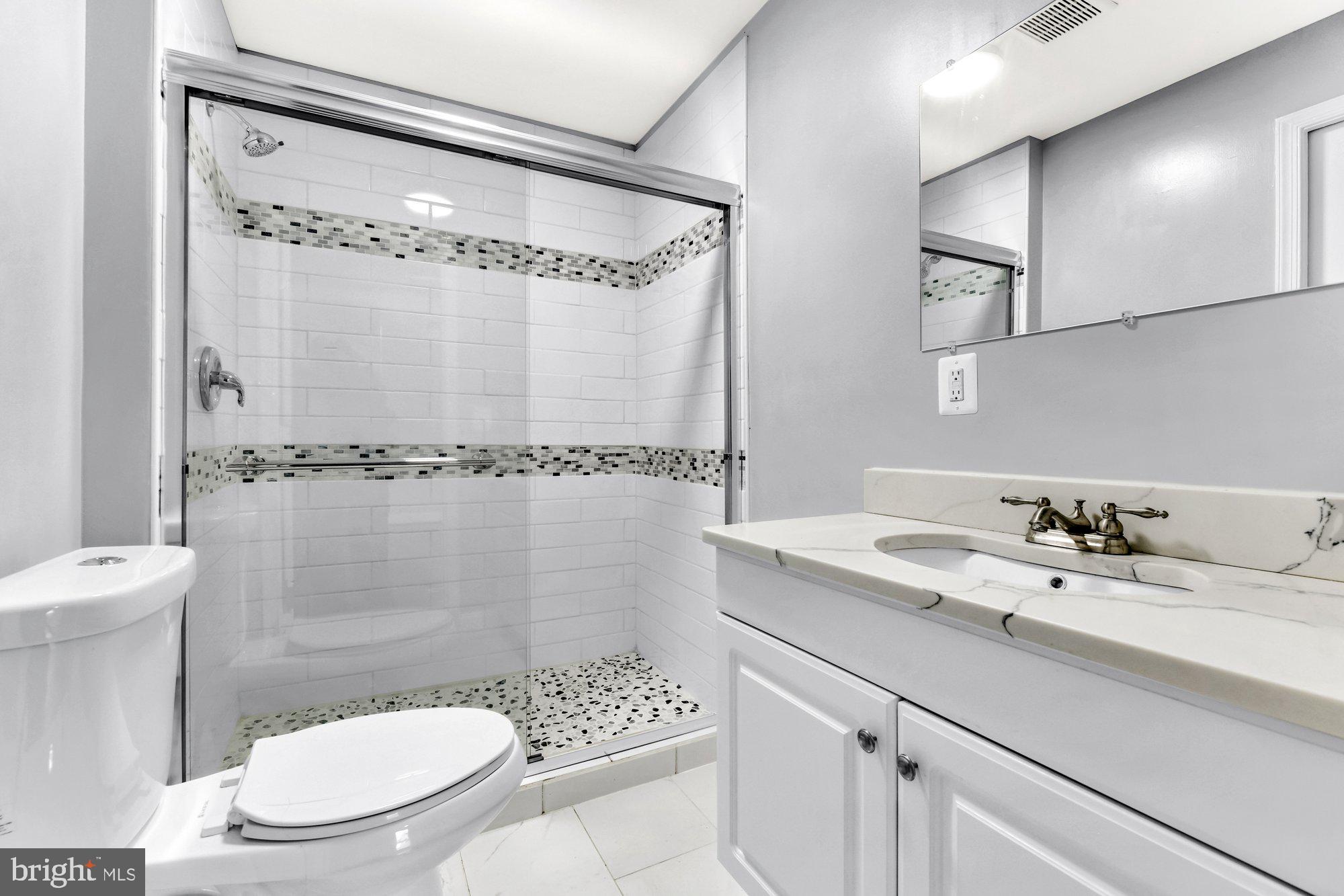 HOLABIRD PARK - Residential